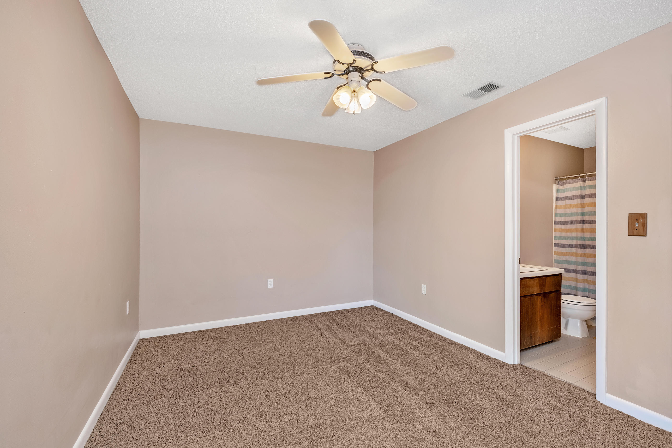 GARDEN VILLAS PH 1 - Residential