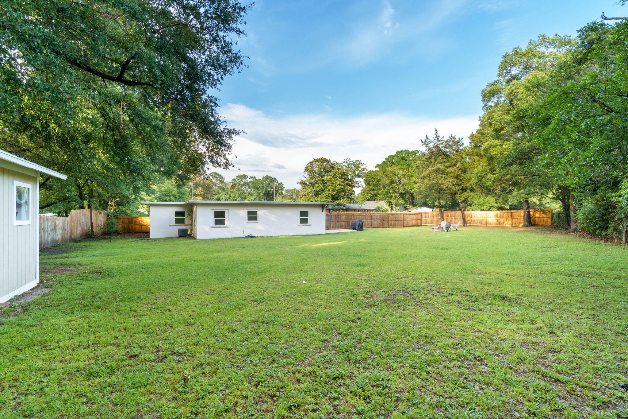 NORTH HILL S/D LOT 14 BLK 1 - Residential