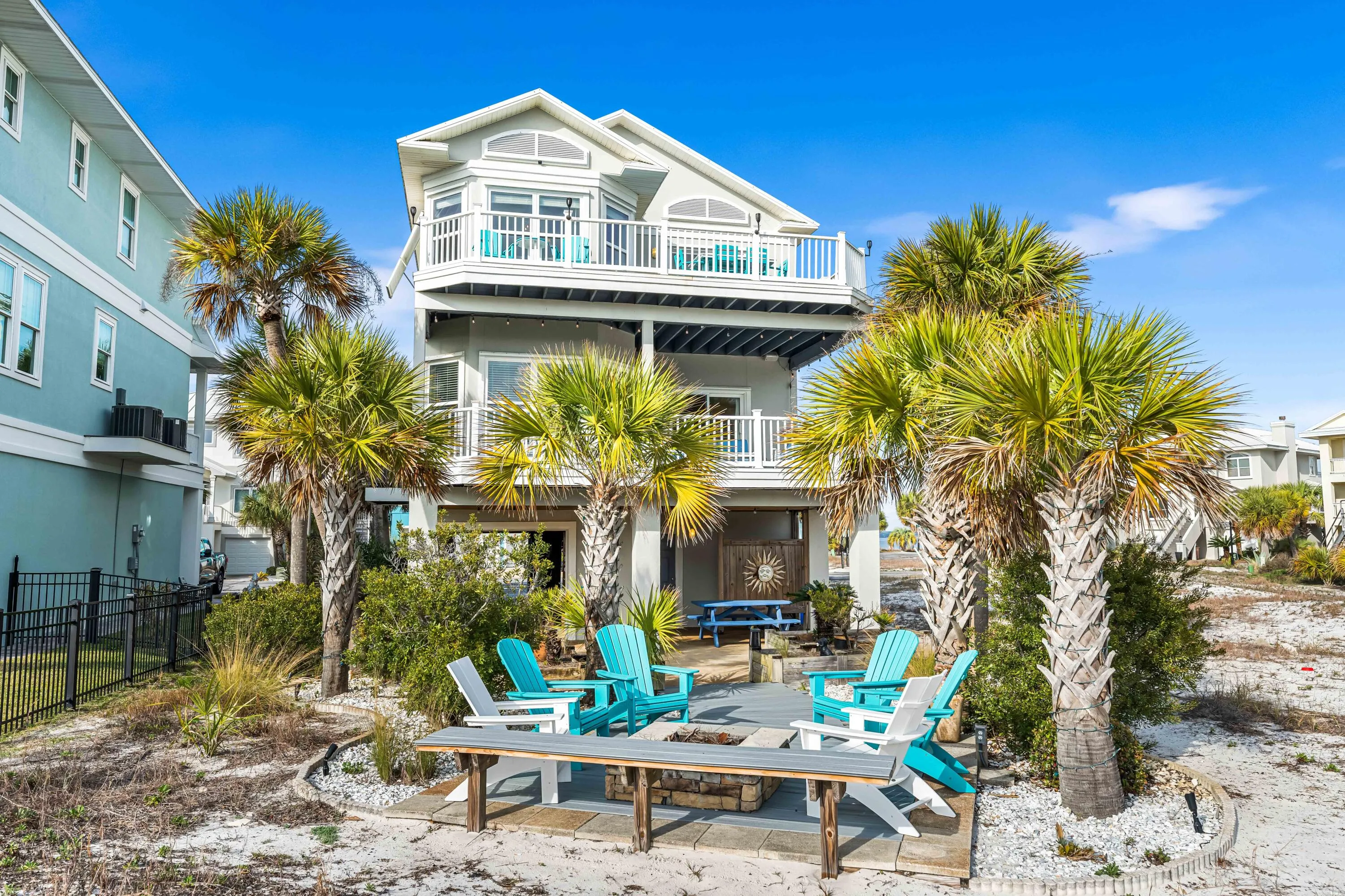 Navarre, Florida 32566, United States, 4 Bedrooms Bedrooms, ,4 BathroomsBathrooms,Residential,Pending,18418