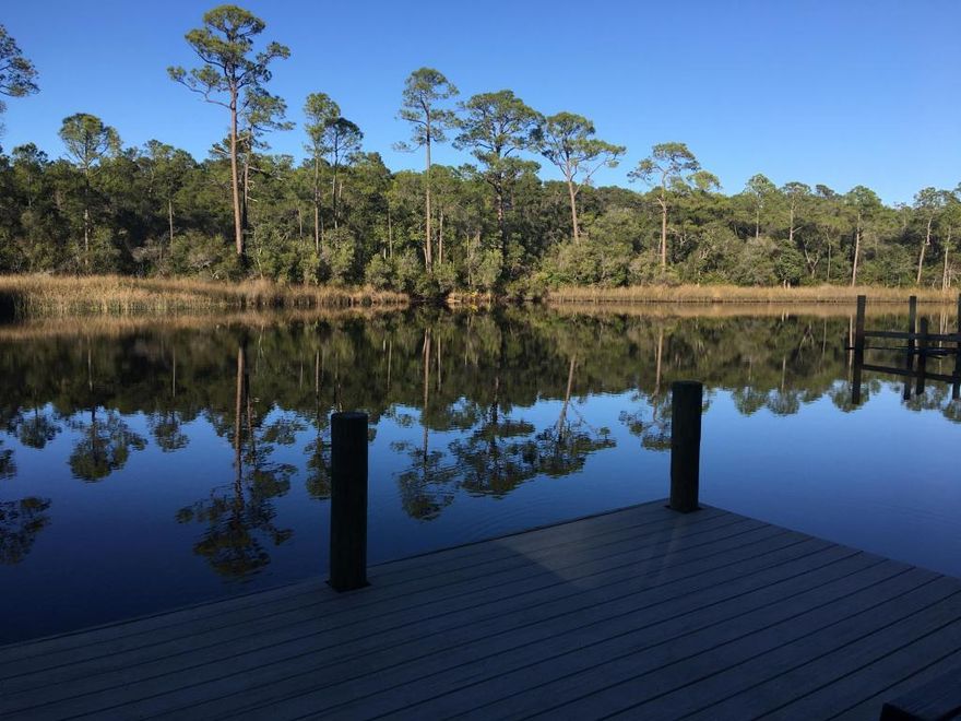 Remarks: Gorgeous Lake Powell lot with brand new boat dock and new heavy duty electric boat lift. Custom built Kayak holder for 3 kayaks. Just 1.5 miles to the public beach access with bathrooms,showers, &lifeguard.