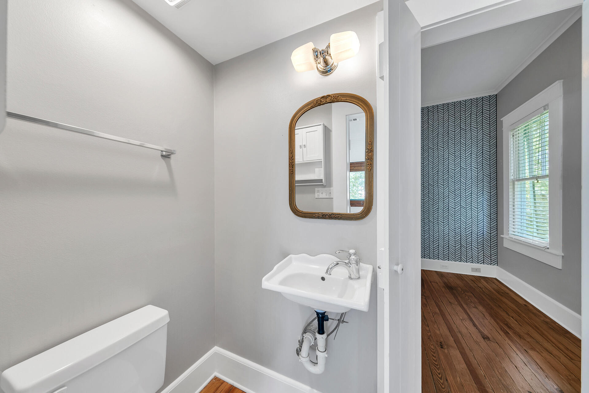 MAGNOLIA BEACH - Residential