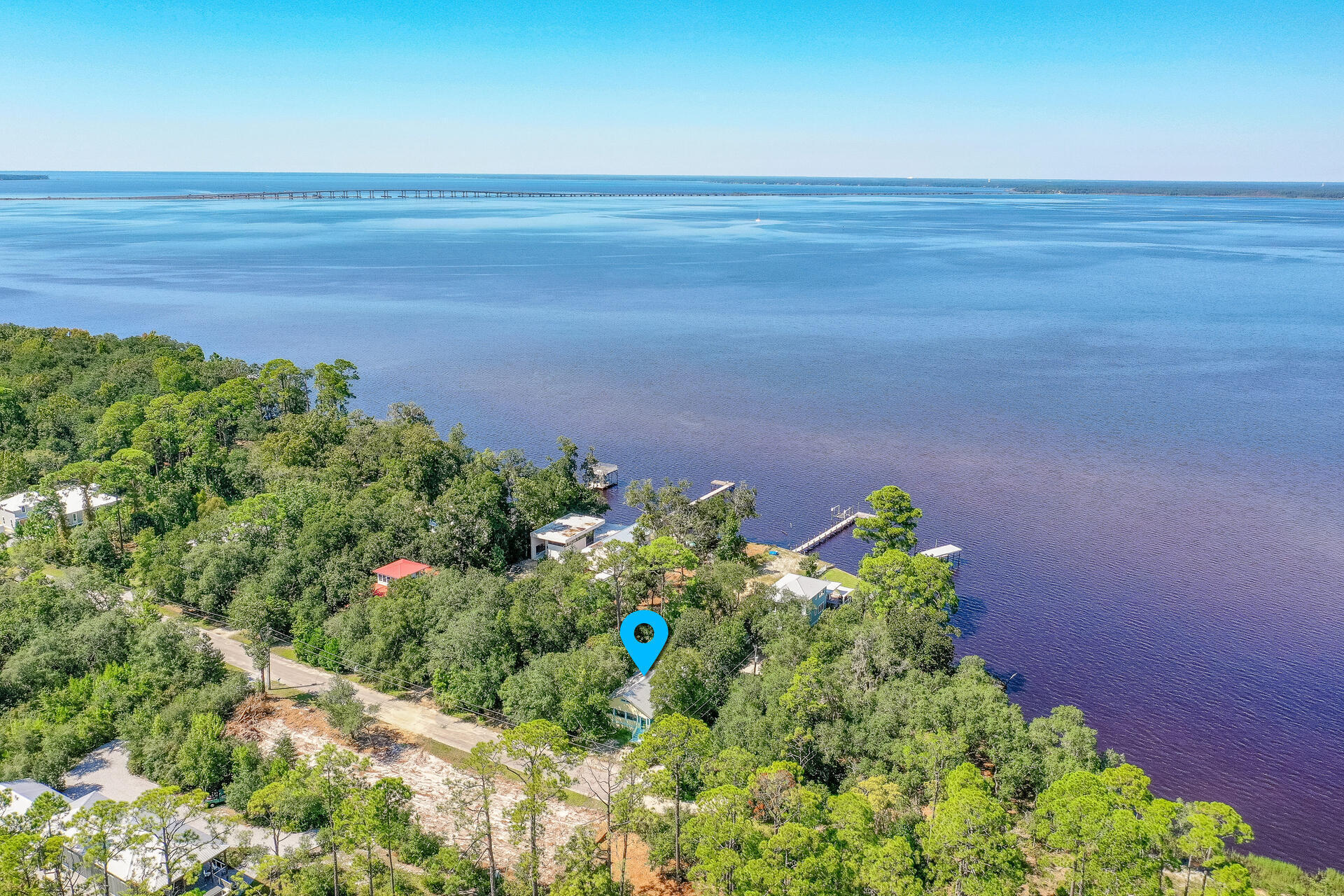 MAGNOLIA BEACH - Residential