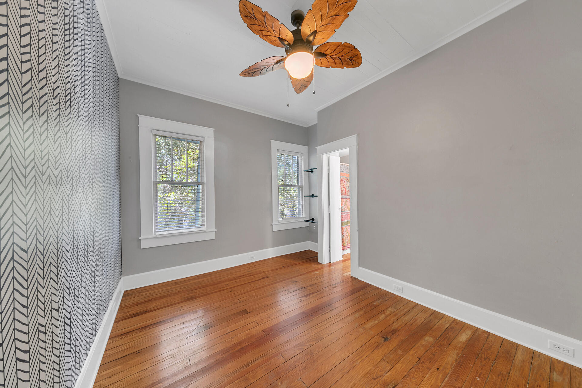 MAGNOLIA BEACH - Residential