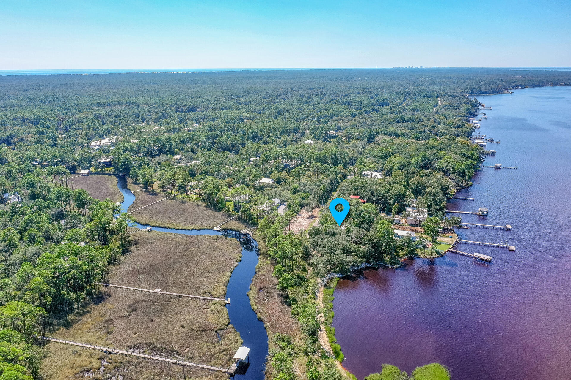 MAGNOLIA BEACH - Residential