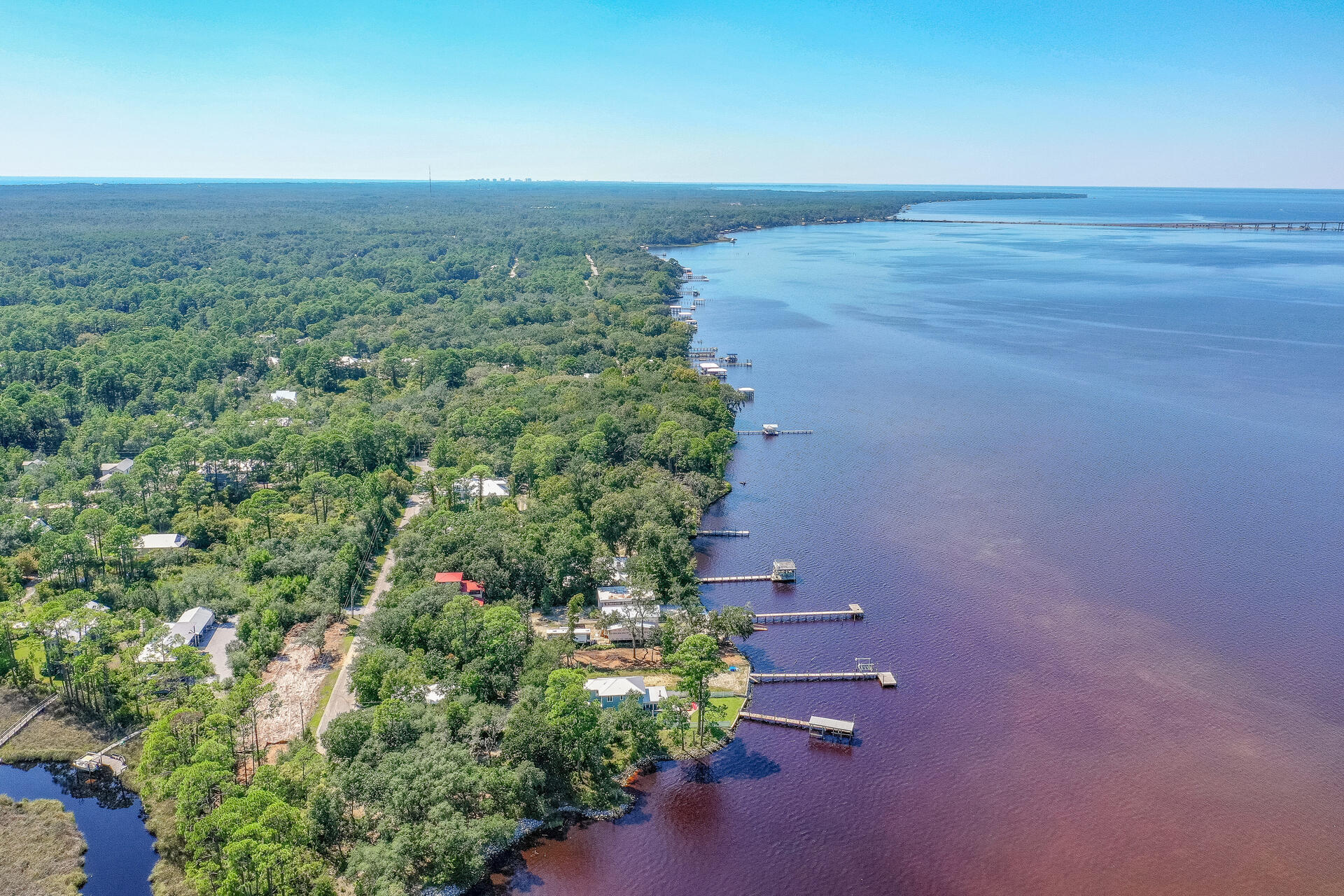 MAGNOLIA BEACH - Residential