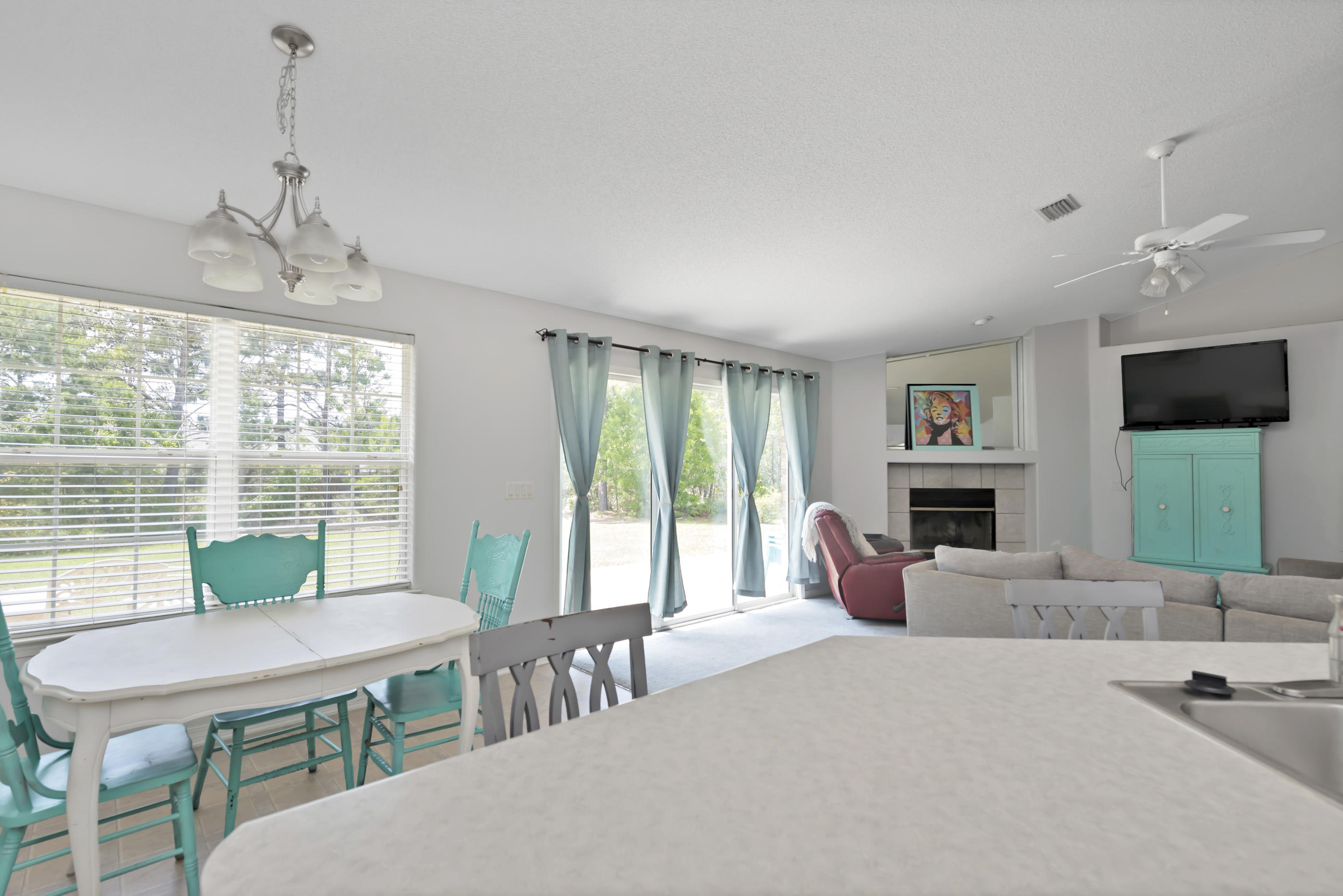 HOLLEY BY THE SEA - Residential