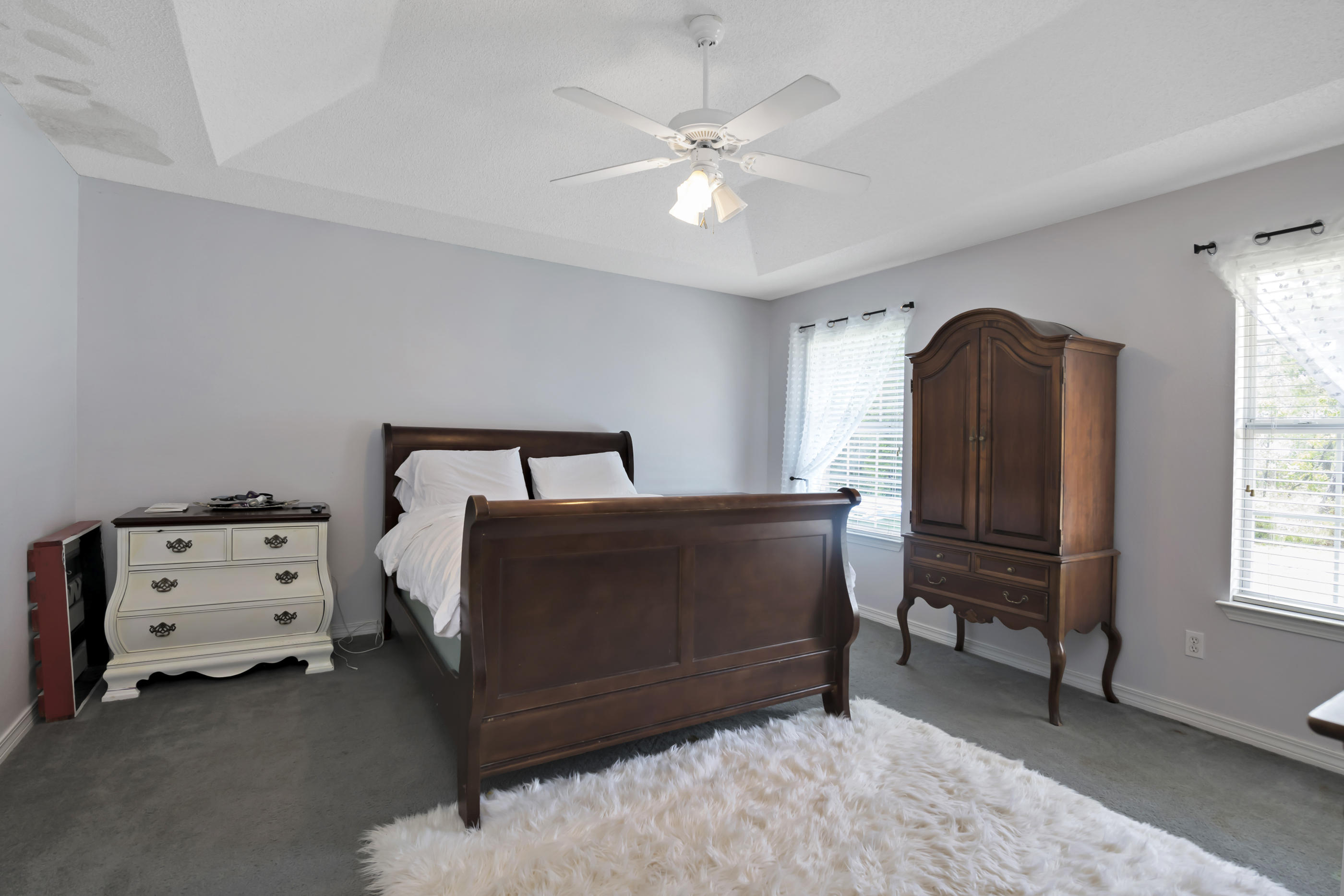 HOLLEY BY THE SEA - Residential