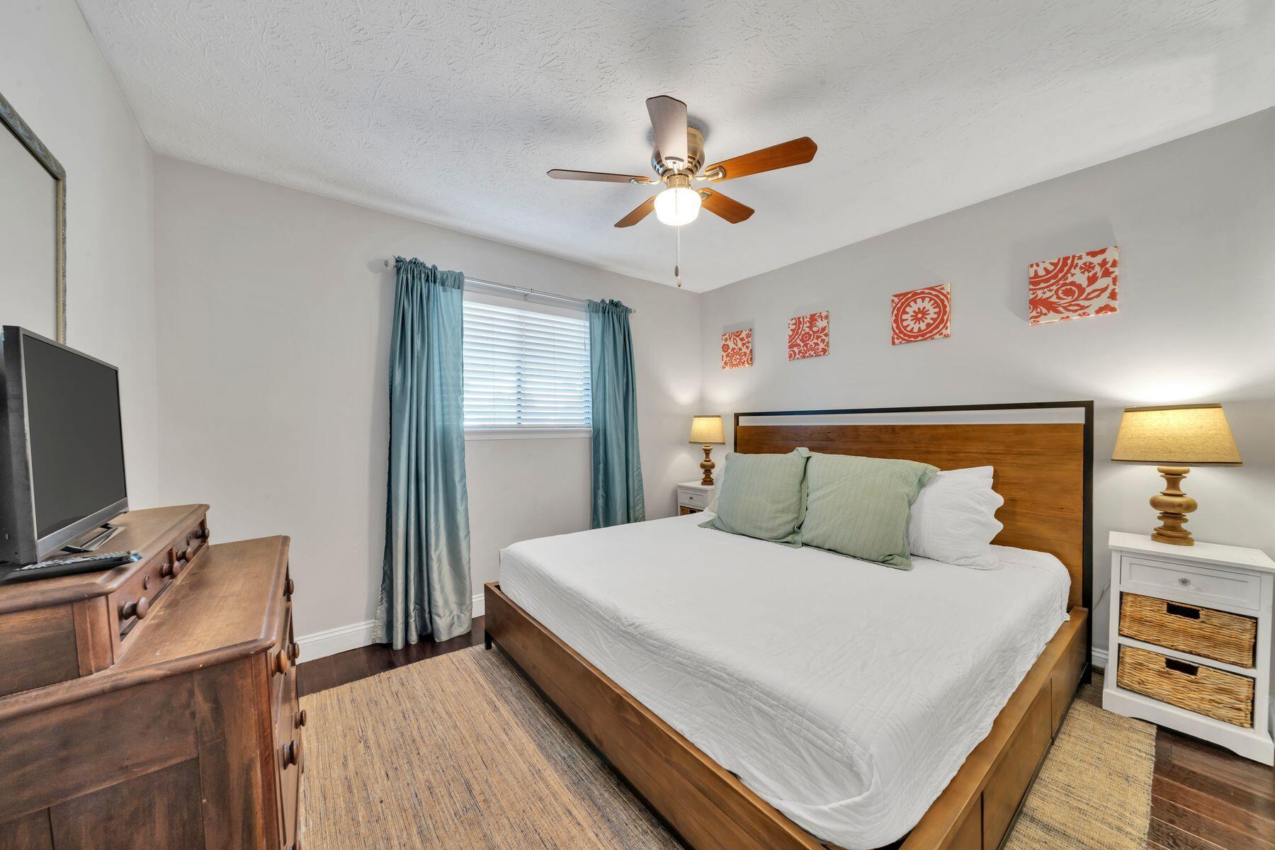 BEACHSIDE CONDO AT SEAGROVE - Residential