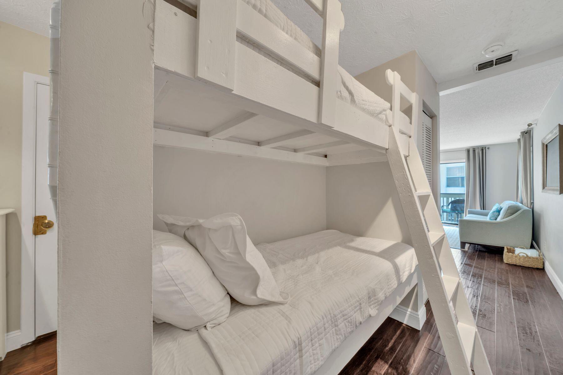 BEACHSIDE CONDO AT SEAGROVE - Residential