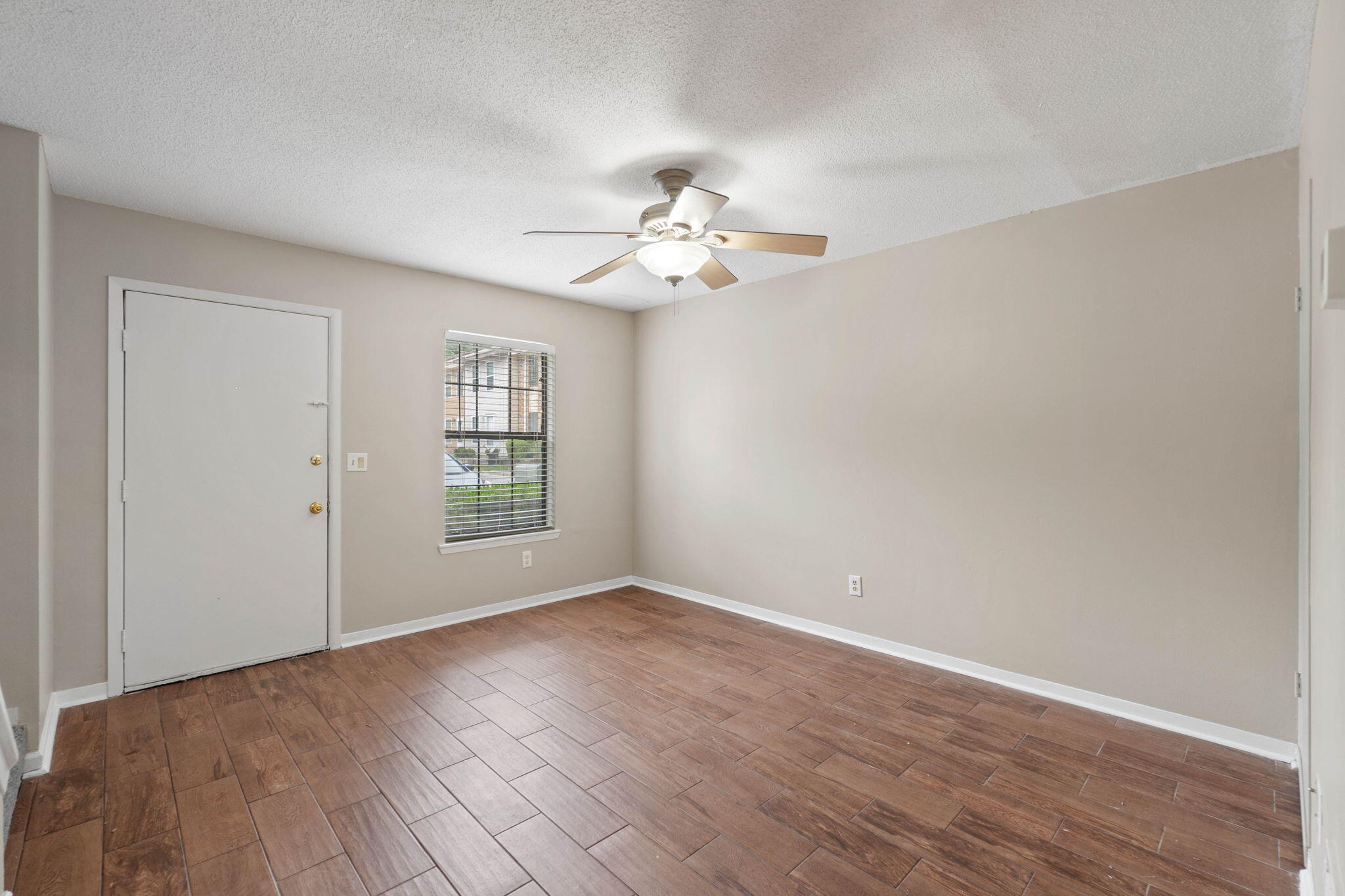 BROWNSVILLE STATION 2 - Residential Lease