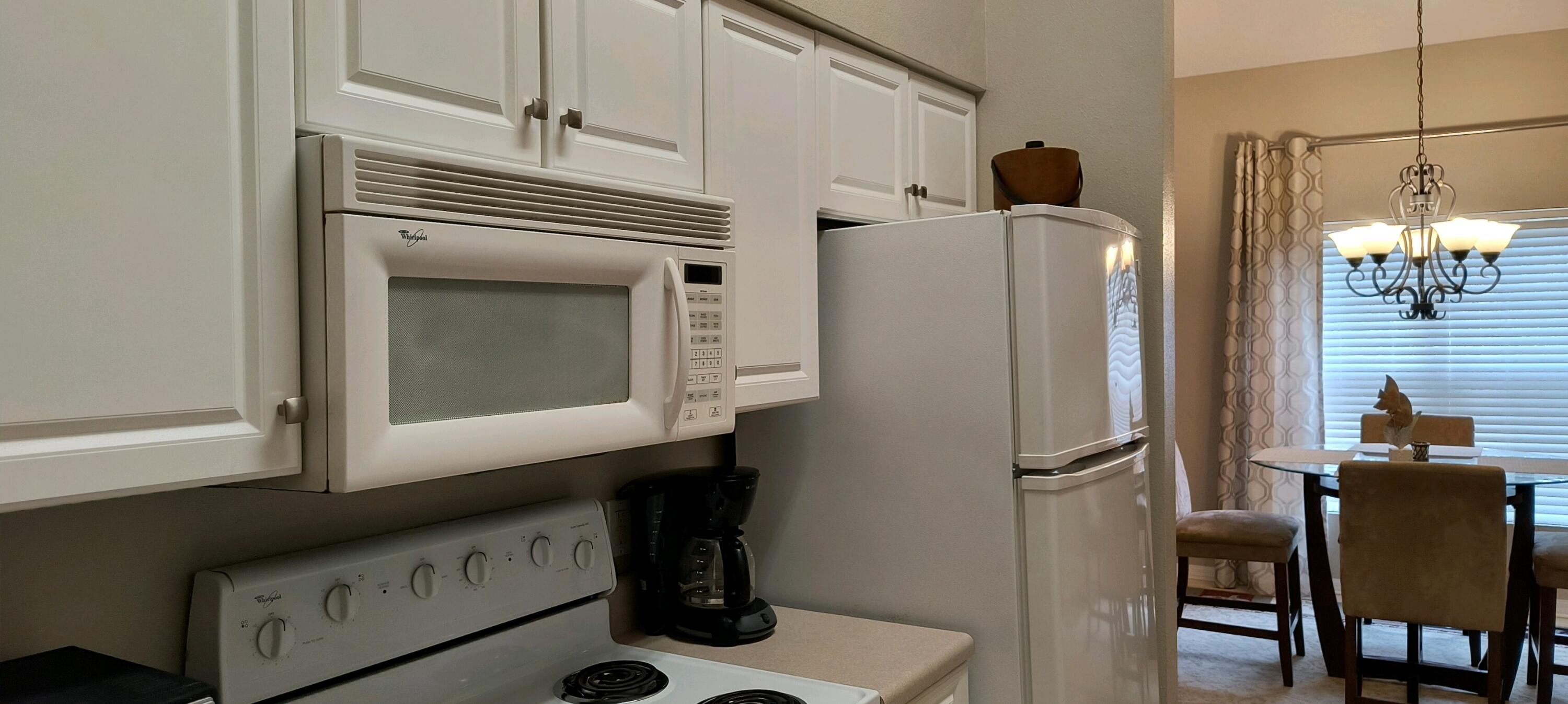 THE FLORIDA CLUB - Residential Lease