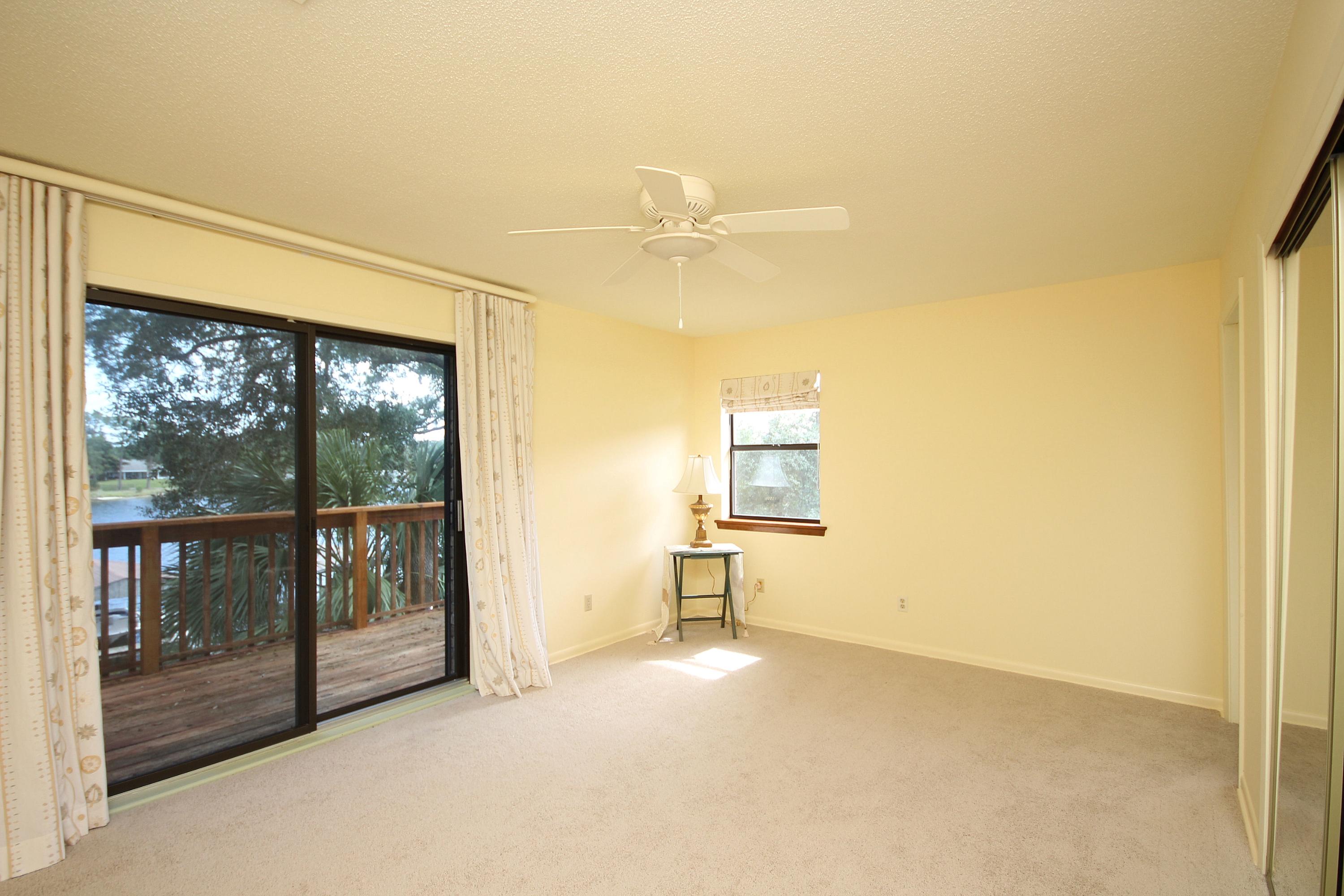 BAYOU POQUITO - Residential