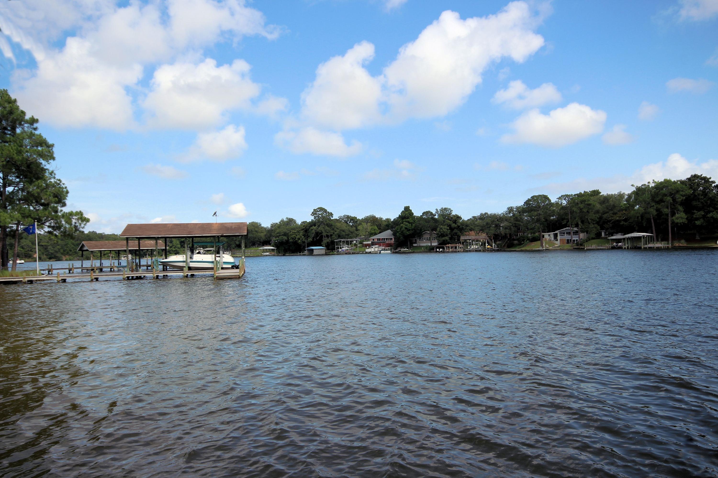 BAYOU POQUITO - Residential