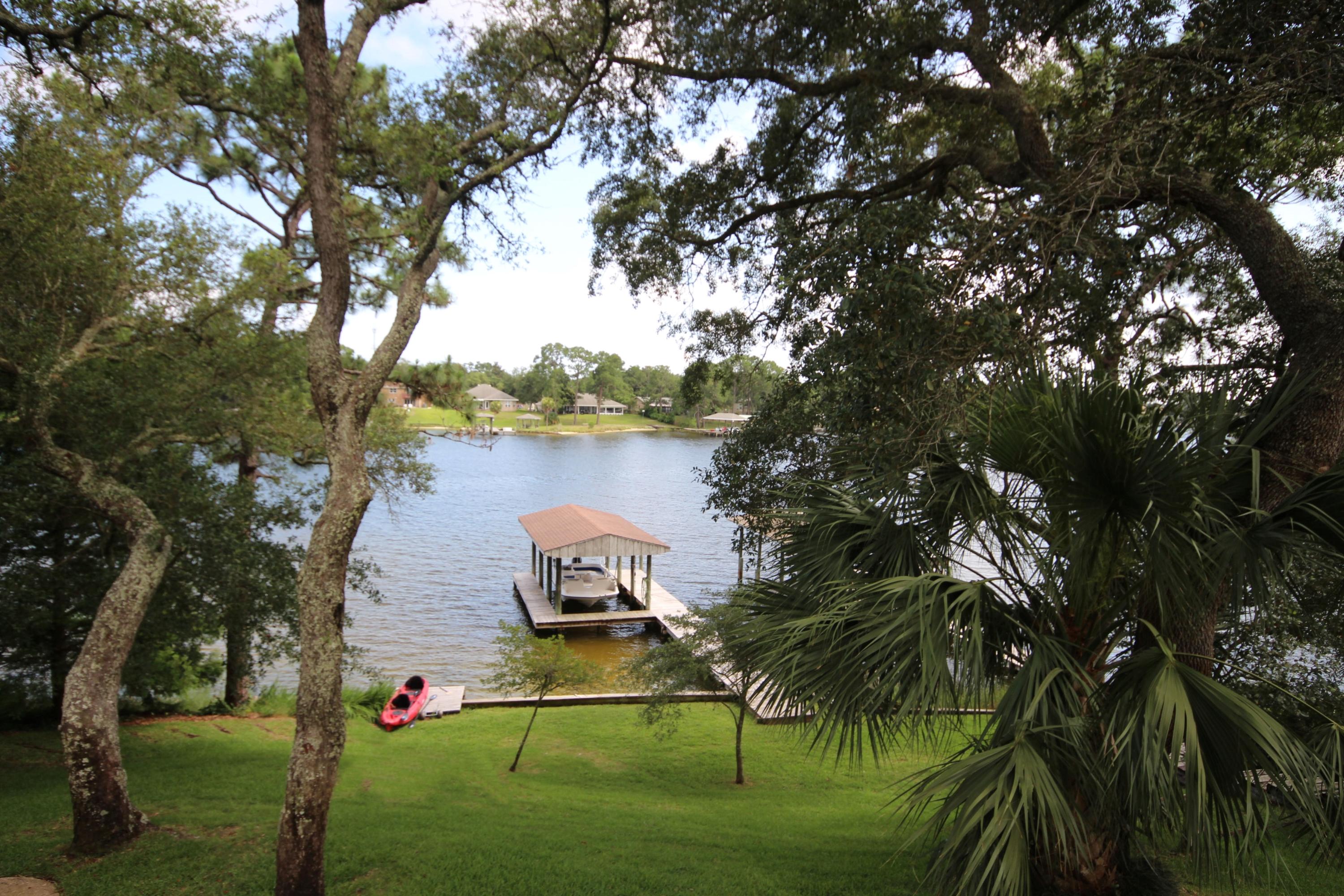 BAYOU POQUITO - Residential