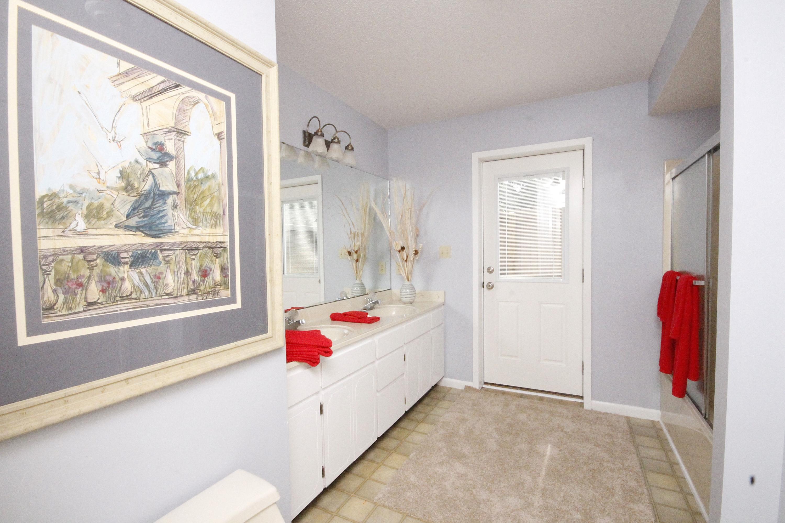 BAYOU POQUITO - Residential