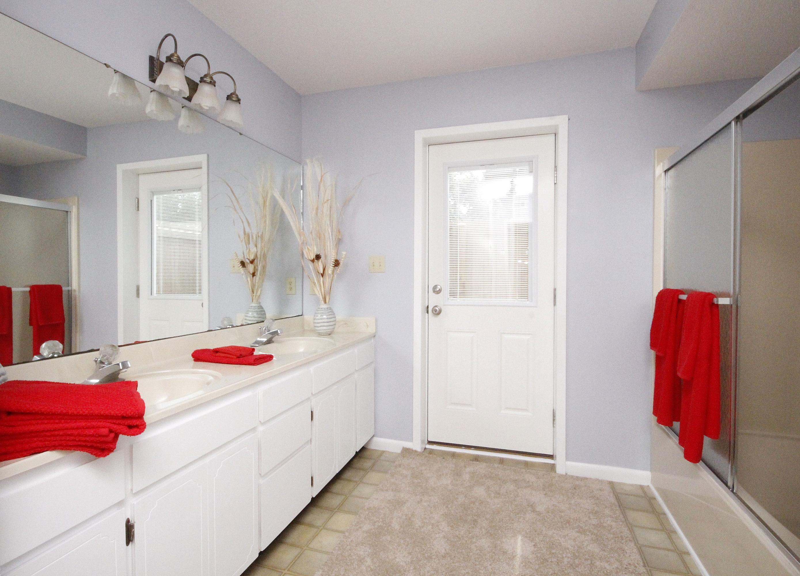 BAYOU POQUITO - Residential