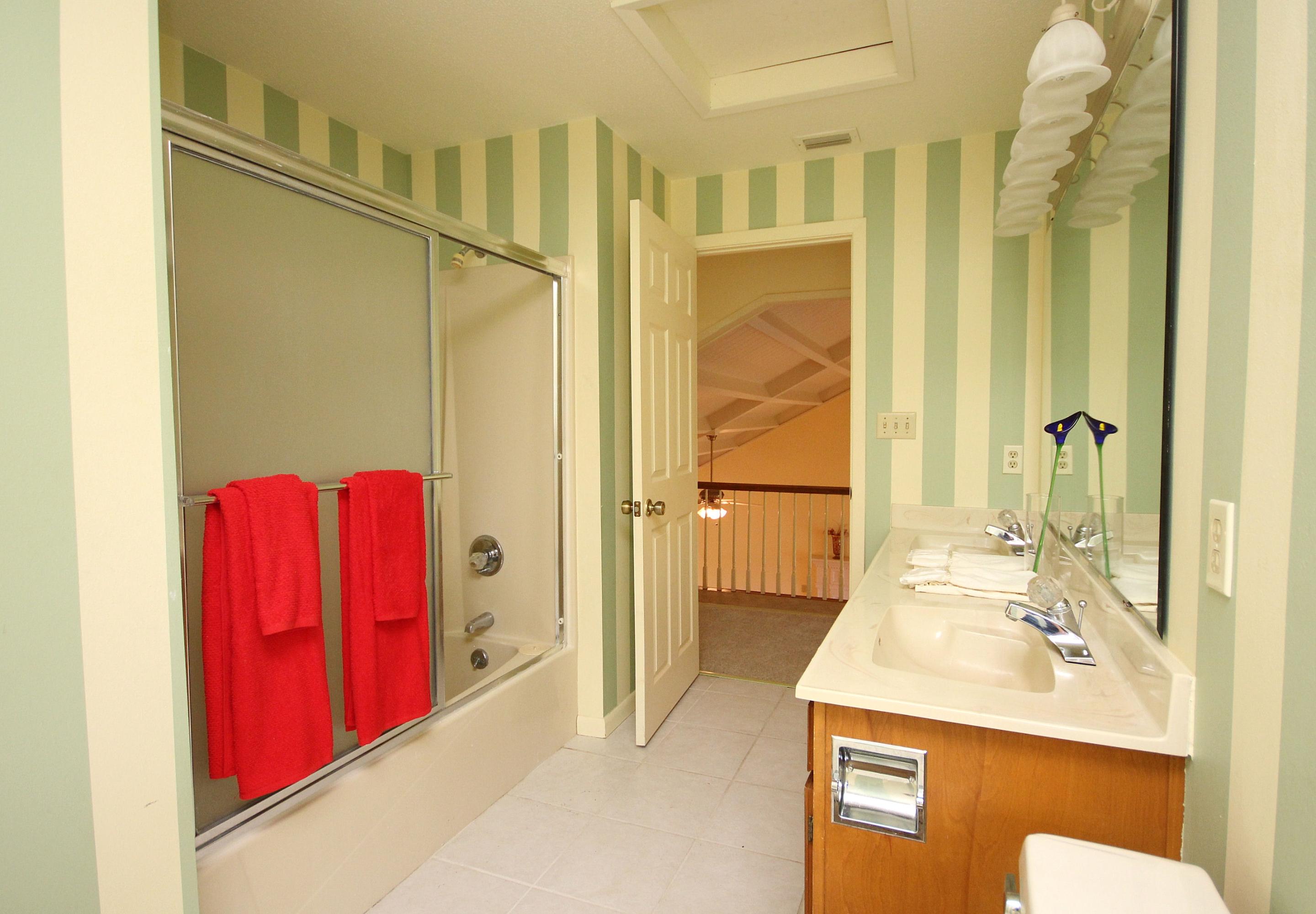 BAYOU POQUITO - Residential