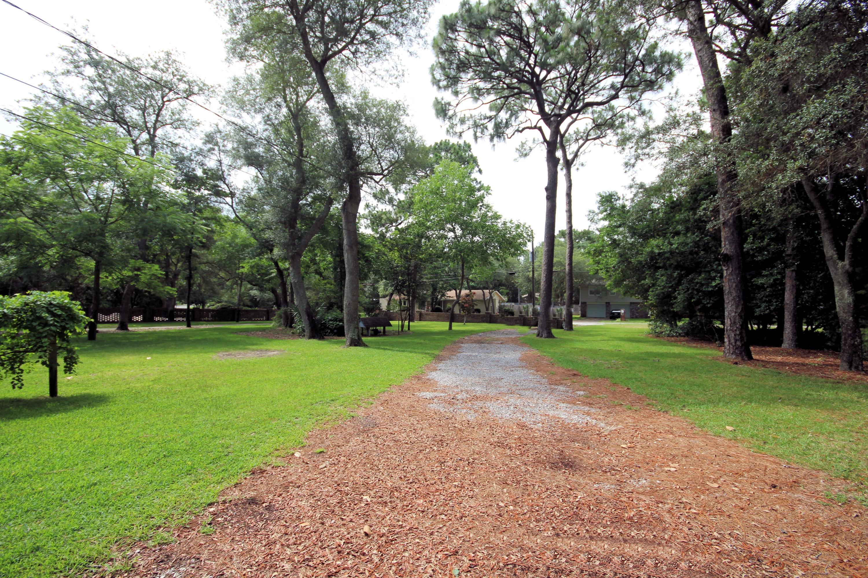 BAYOU POQUITO - Residential