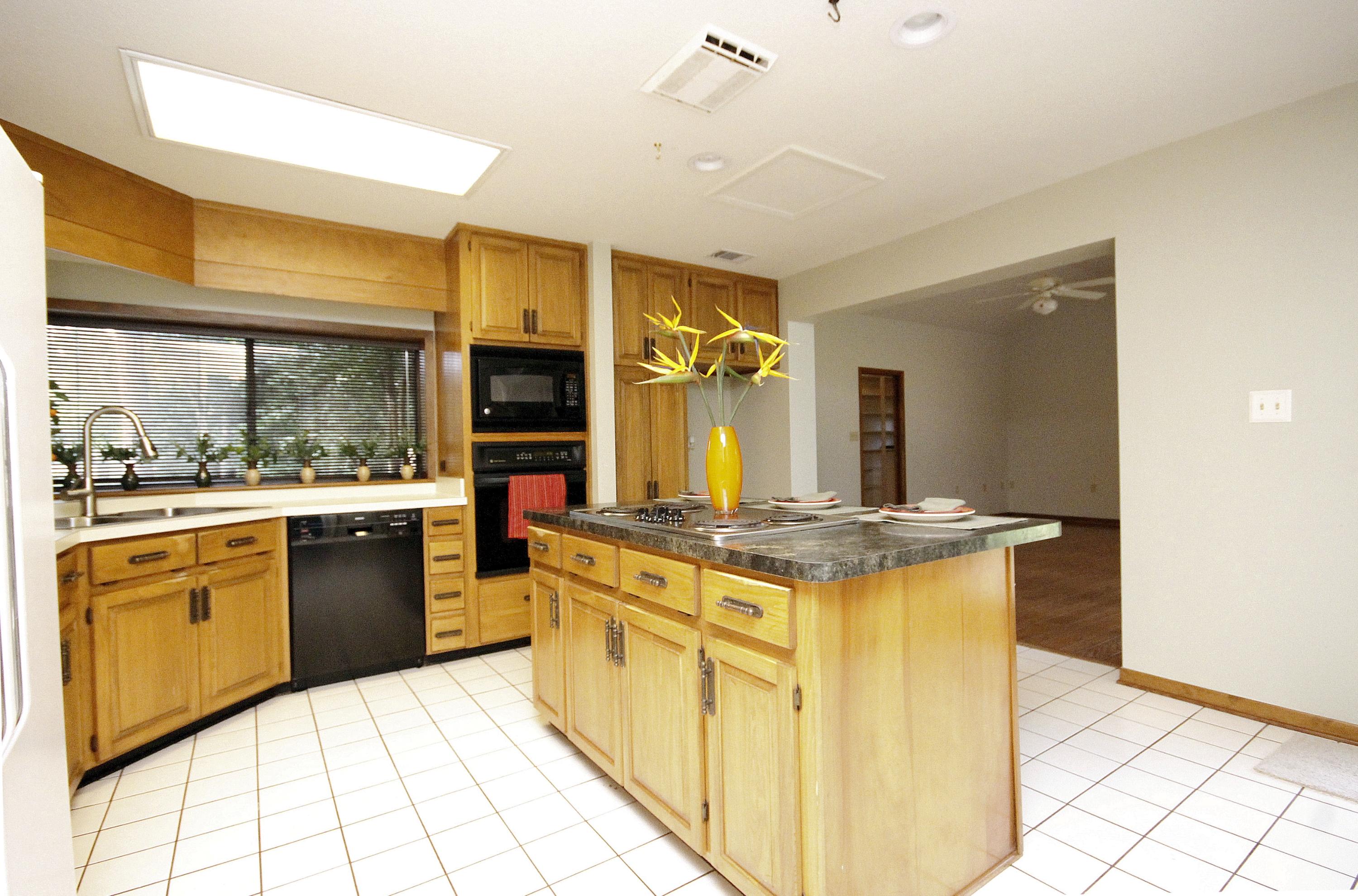 BAYOU POQUITO - Residential