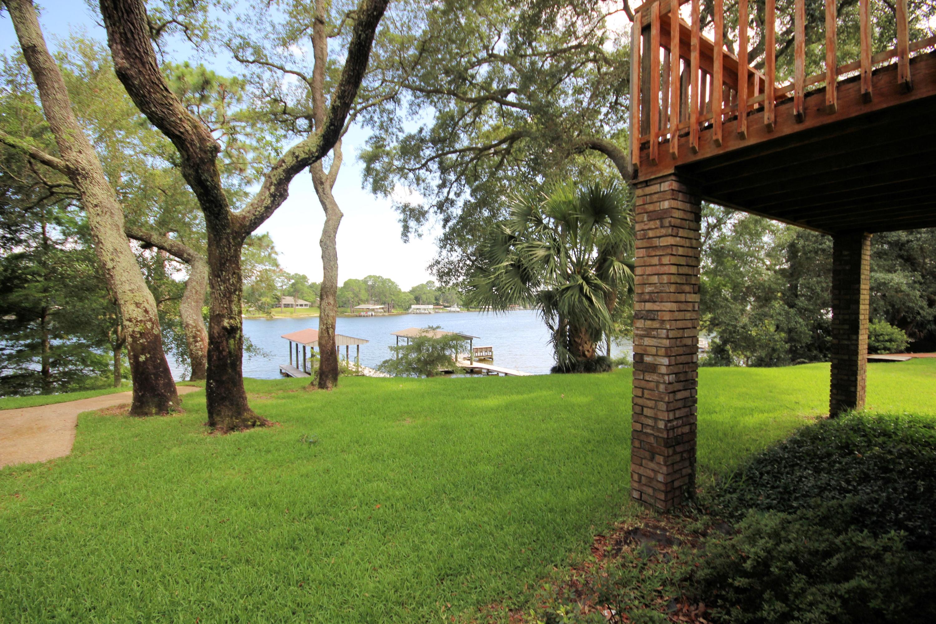 BAYOU POQUITO - Residential