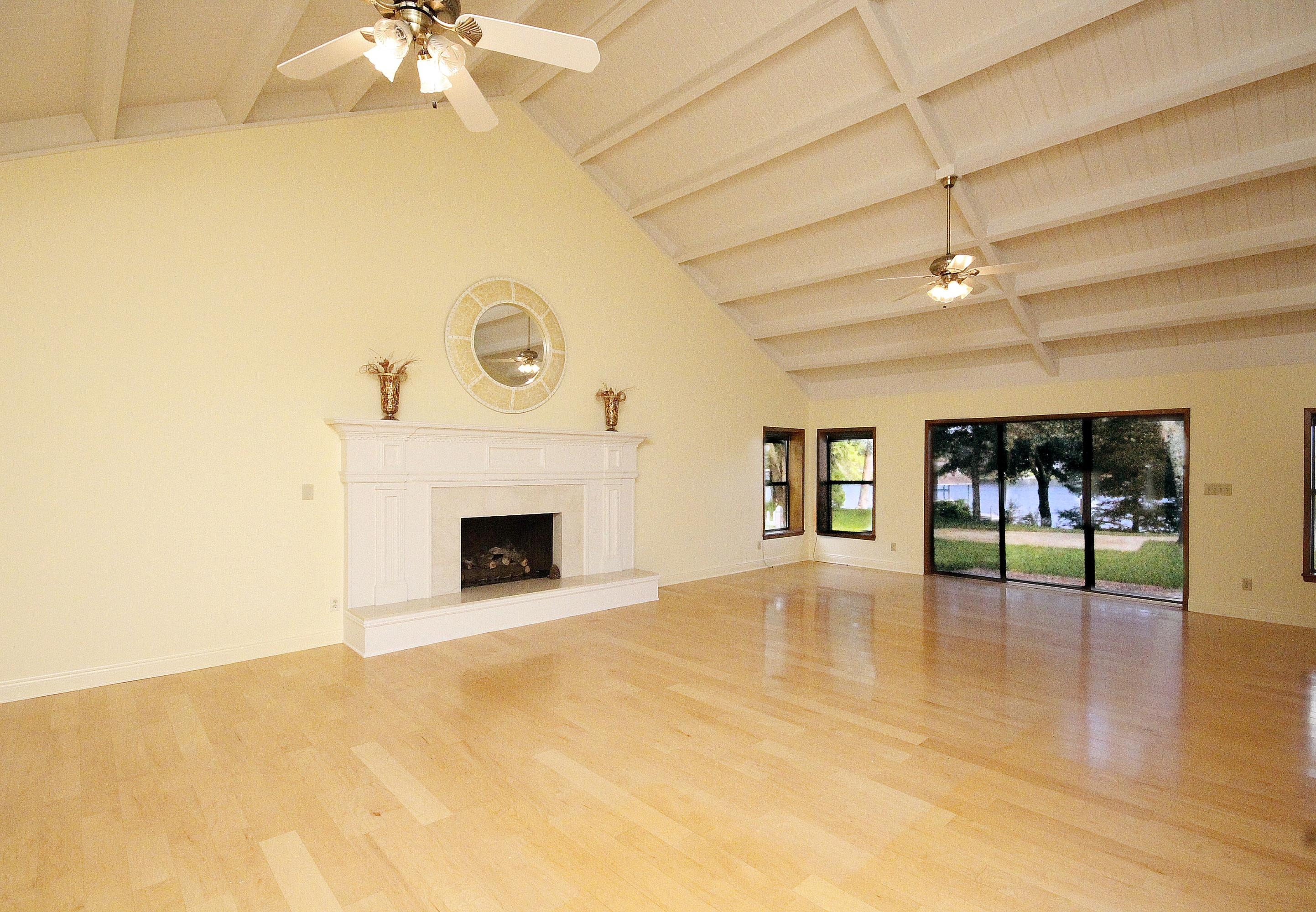 BAYOU POQUITO - Residential