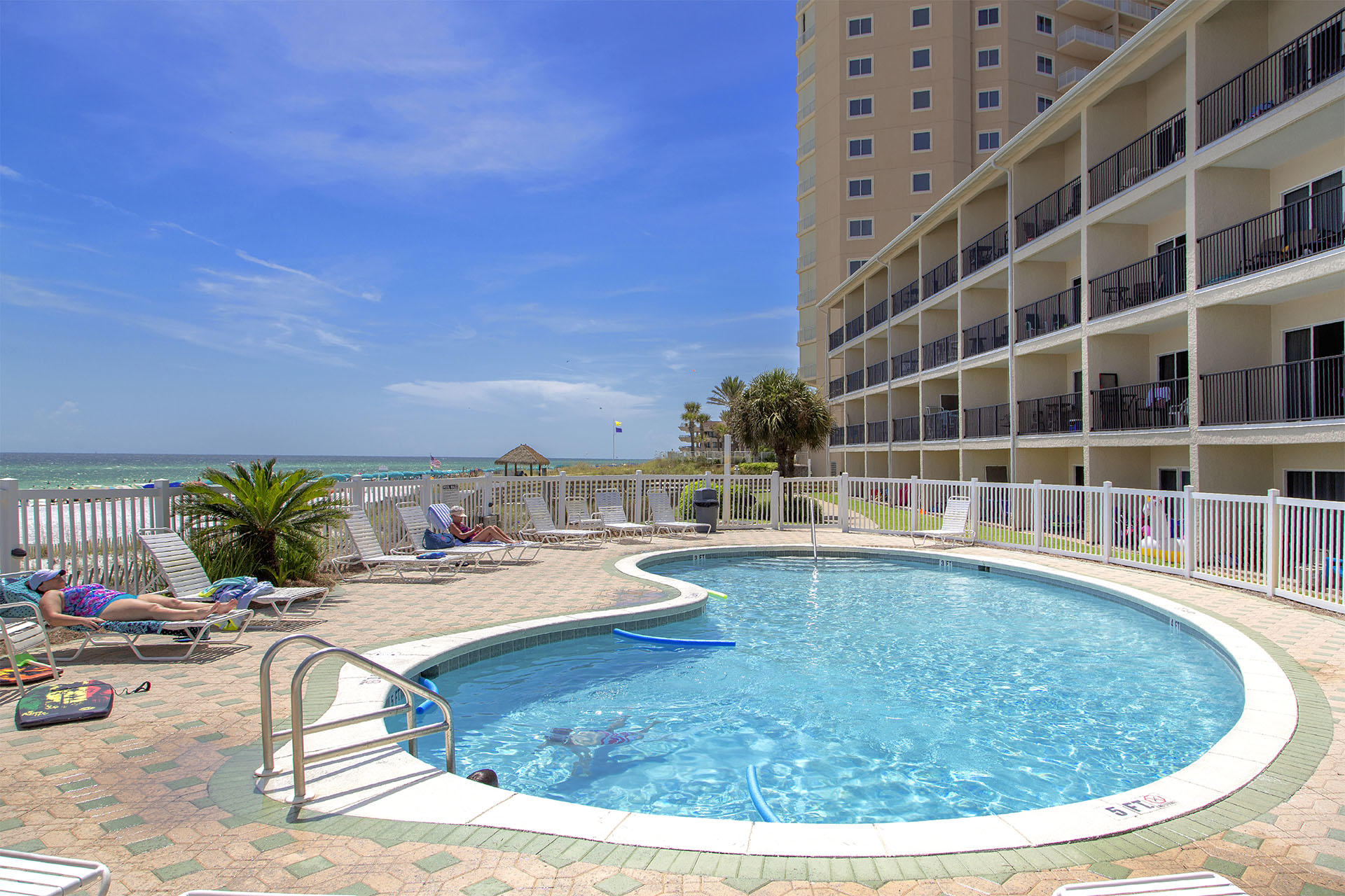 WINDANCER CONDO - Residential