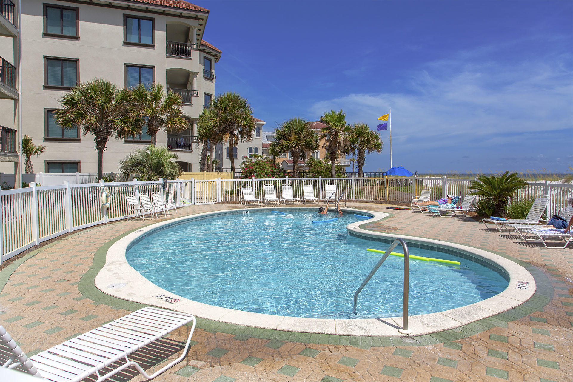 WINDANCER CONDO - Residential