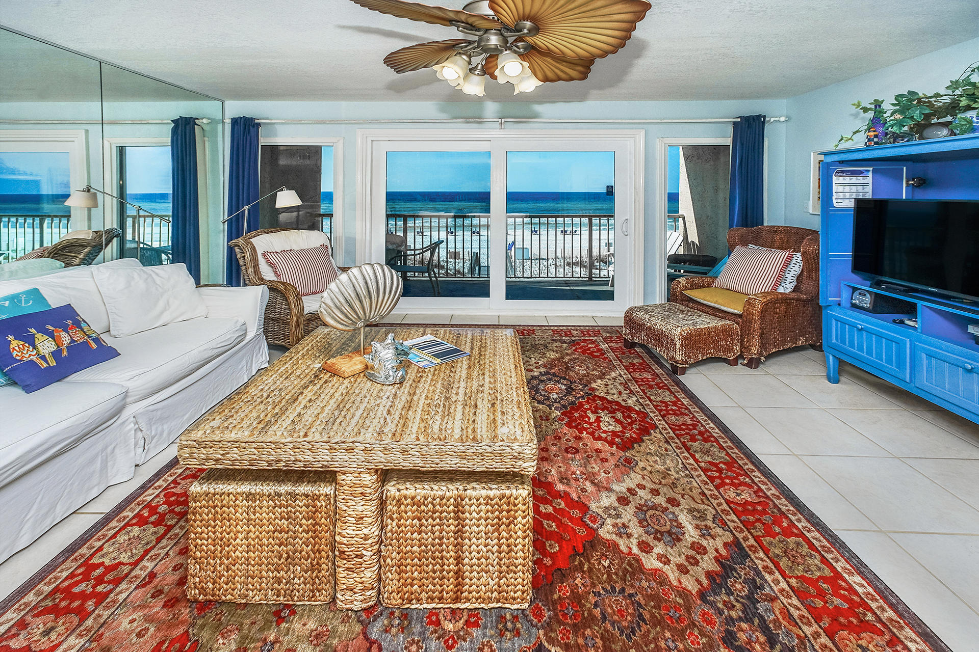 SEAFARER CONDO - Residential