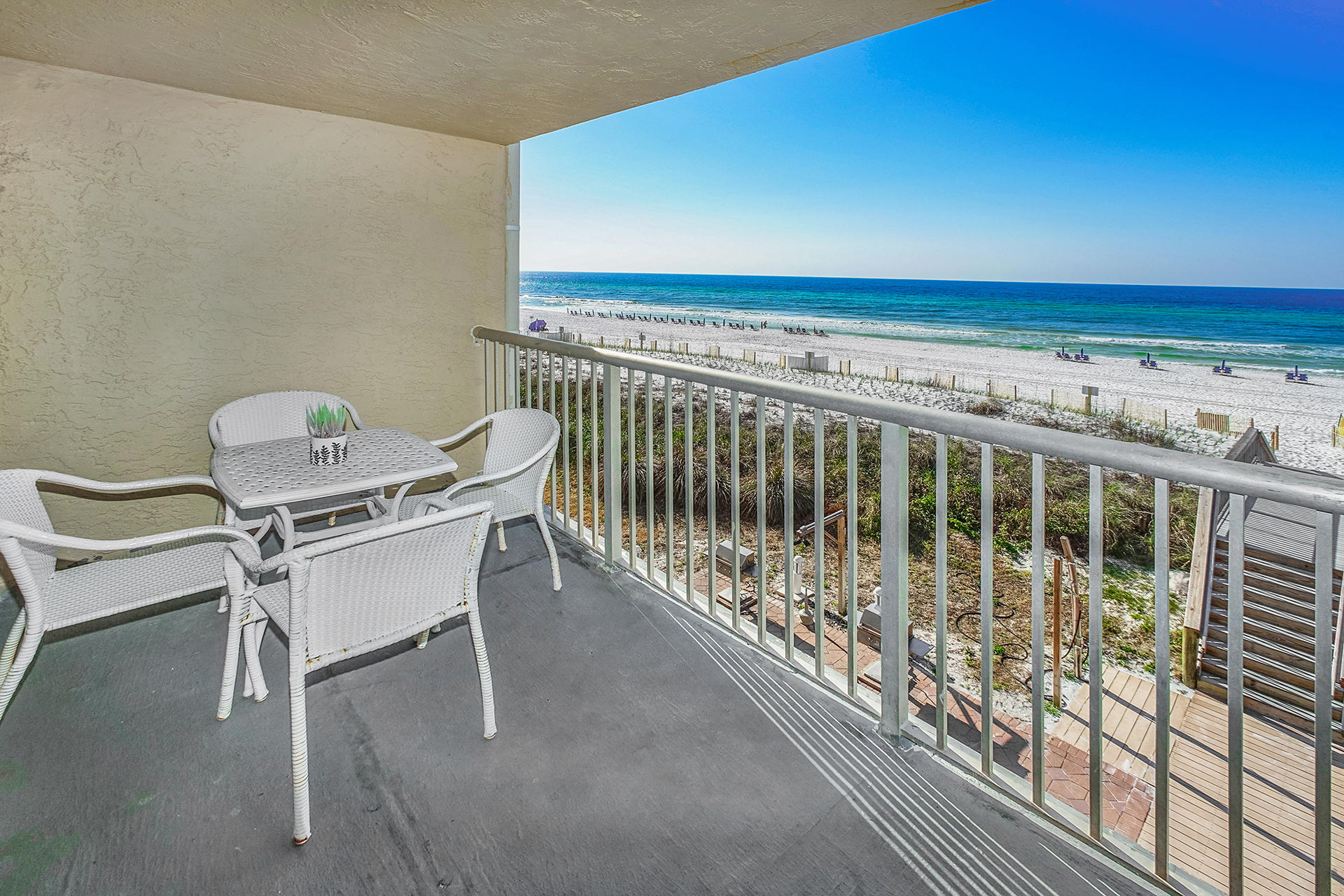 SEAFARER CONDO - Residential