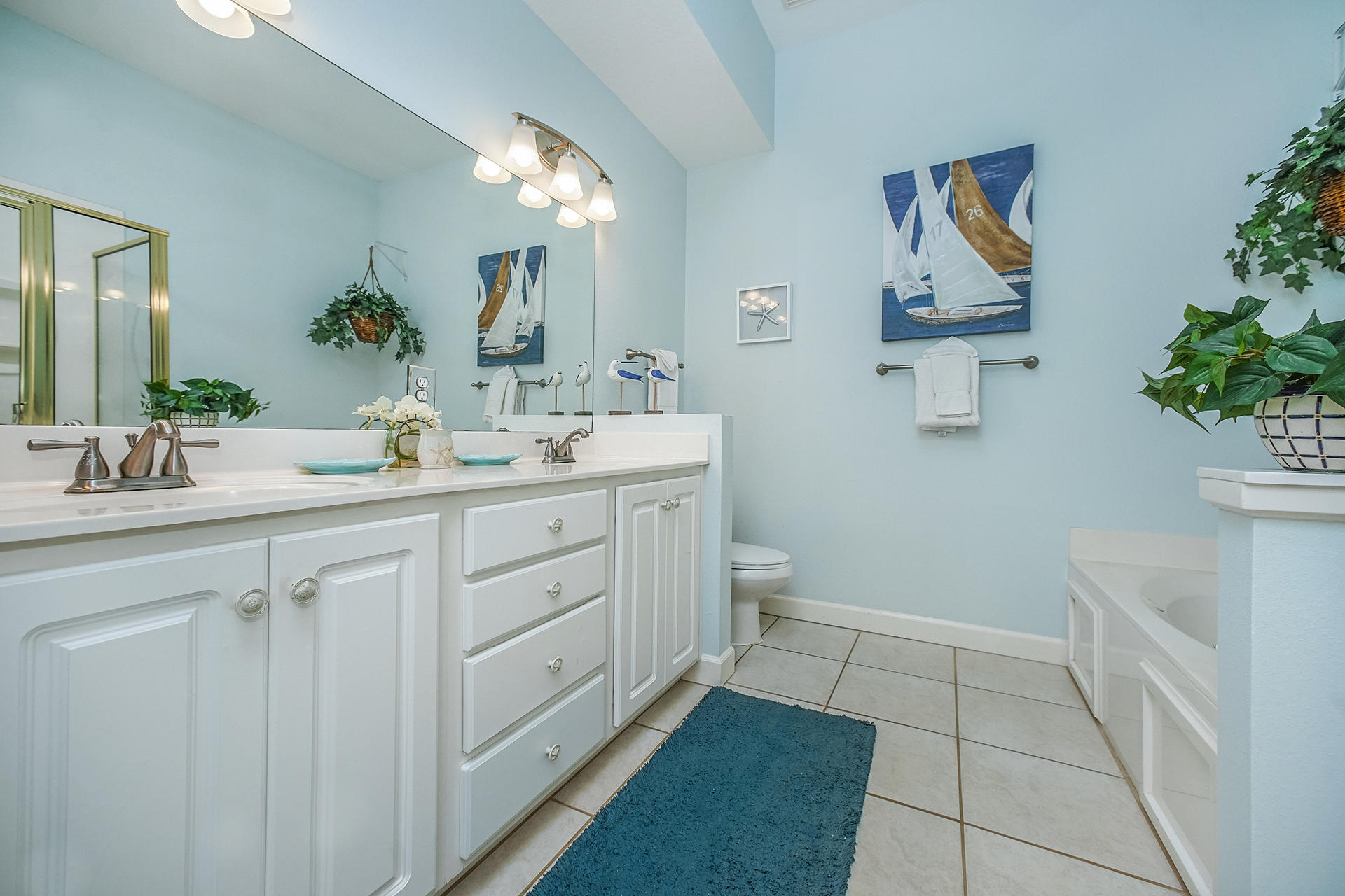 SEAFARER CONDO - Residential