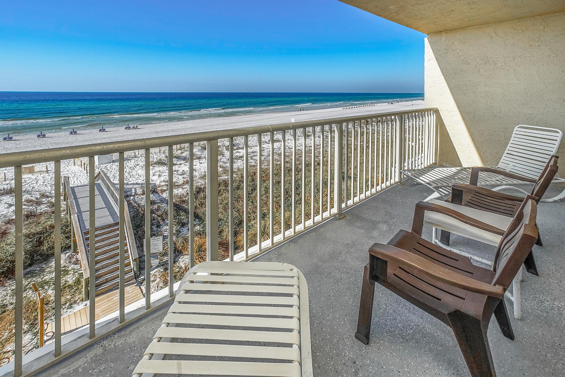 SEAFARER CONDO - Residential