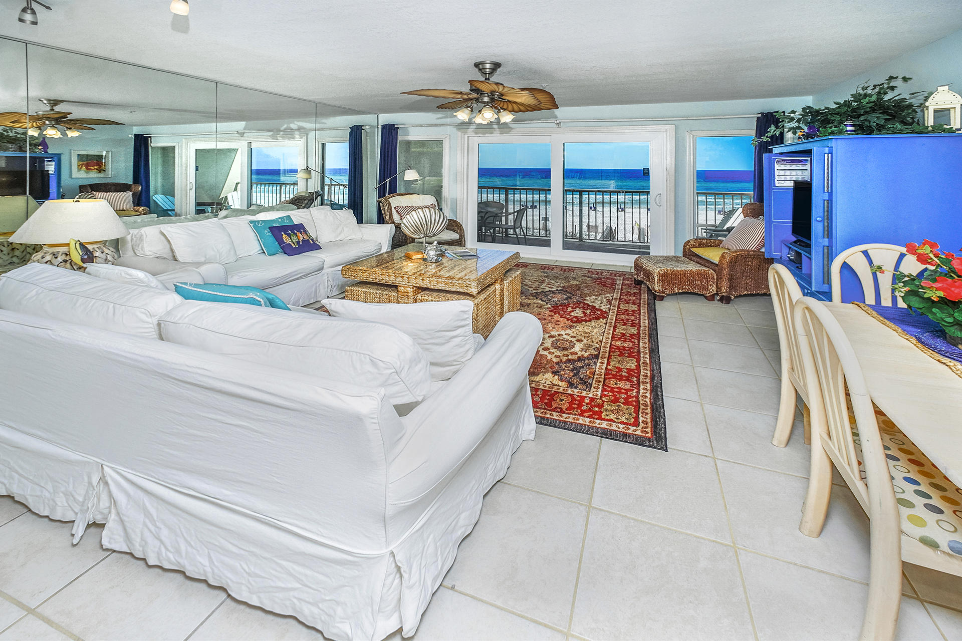 SEAFARER CONDO - Residential