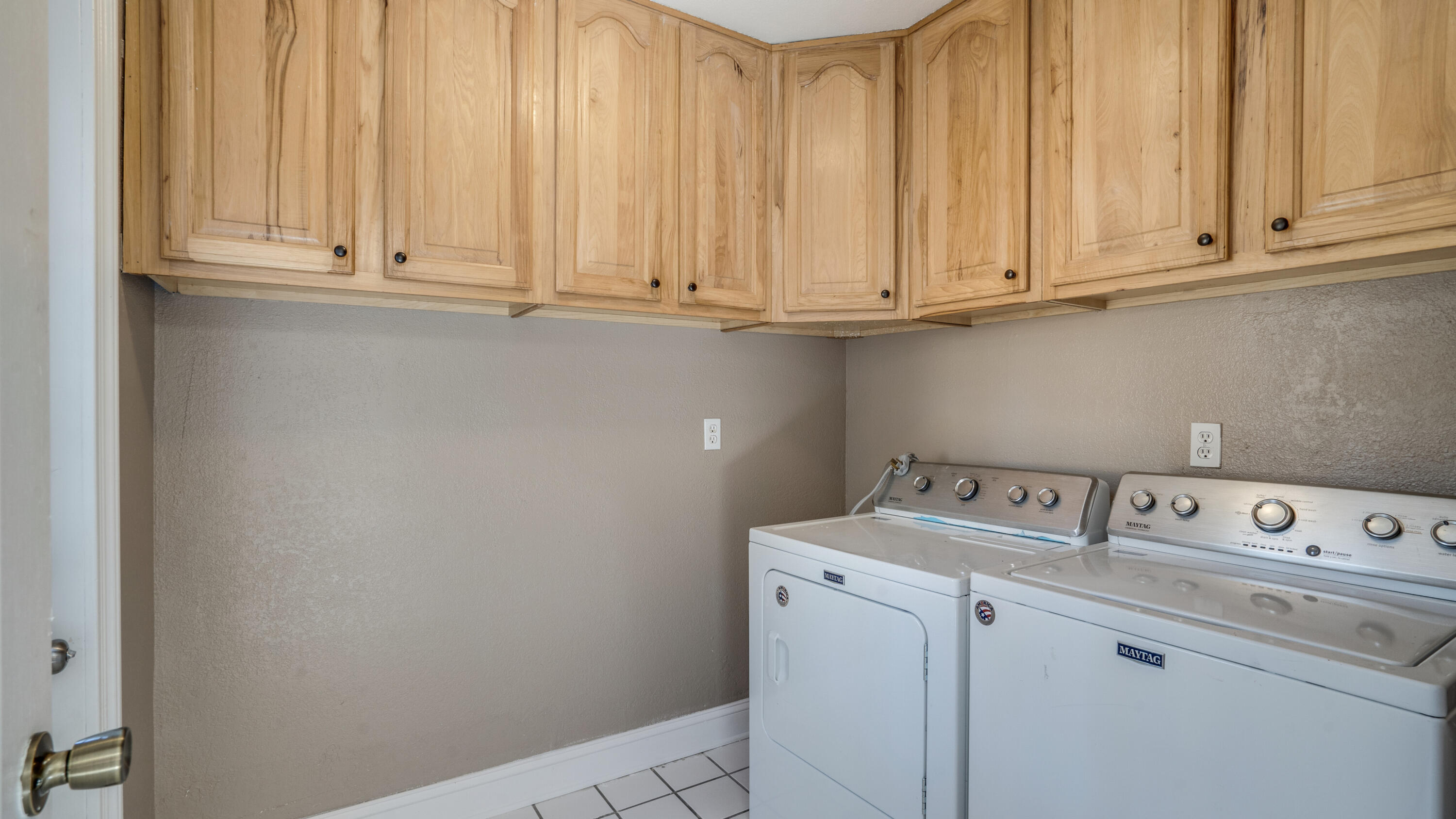 CANDLEWOOD VILLAGE LOT 12 BLK A - Residential