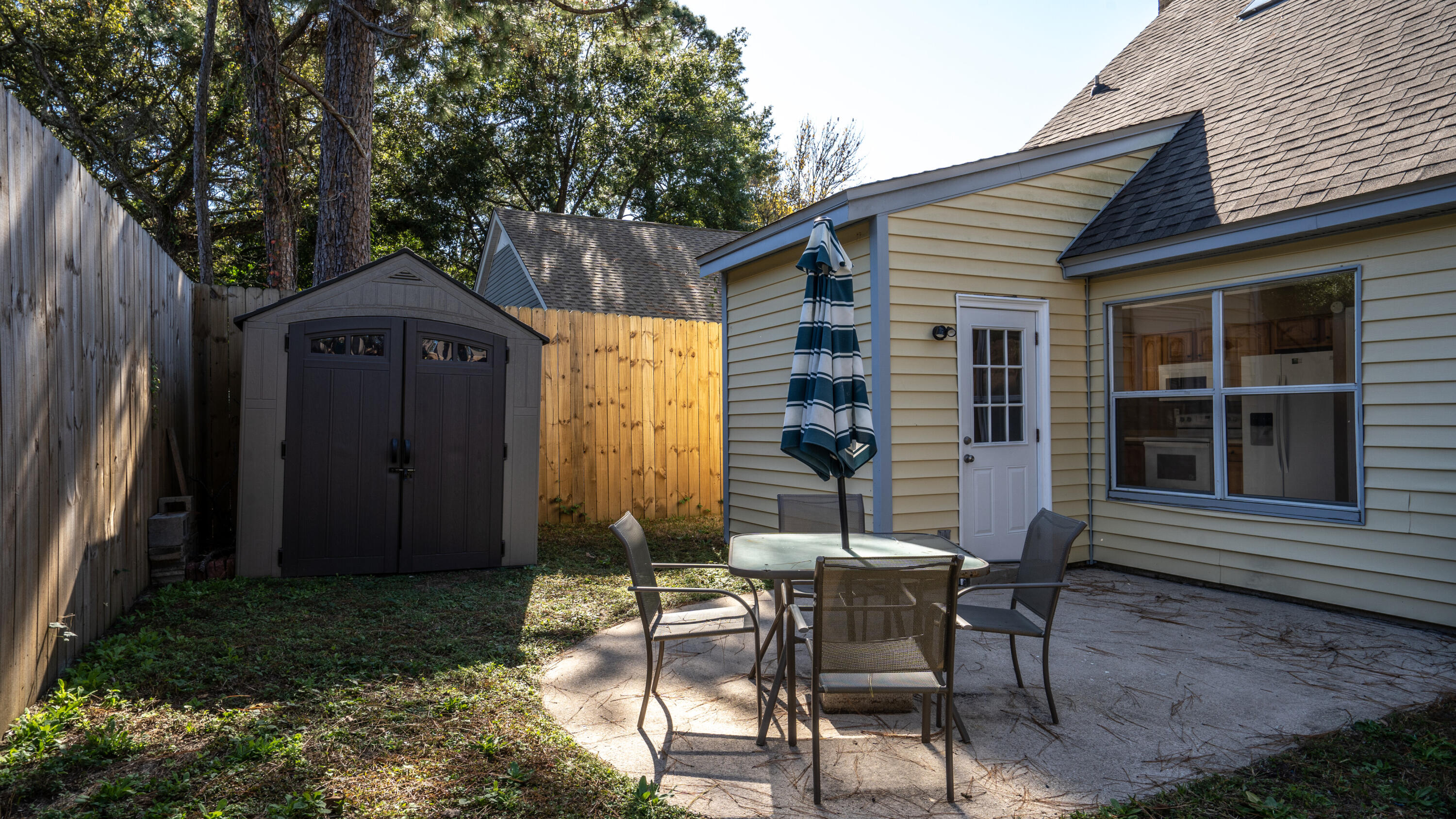 CANDLEWOOD VILLAGE LOT 12 BLK A - Residential