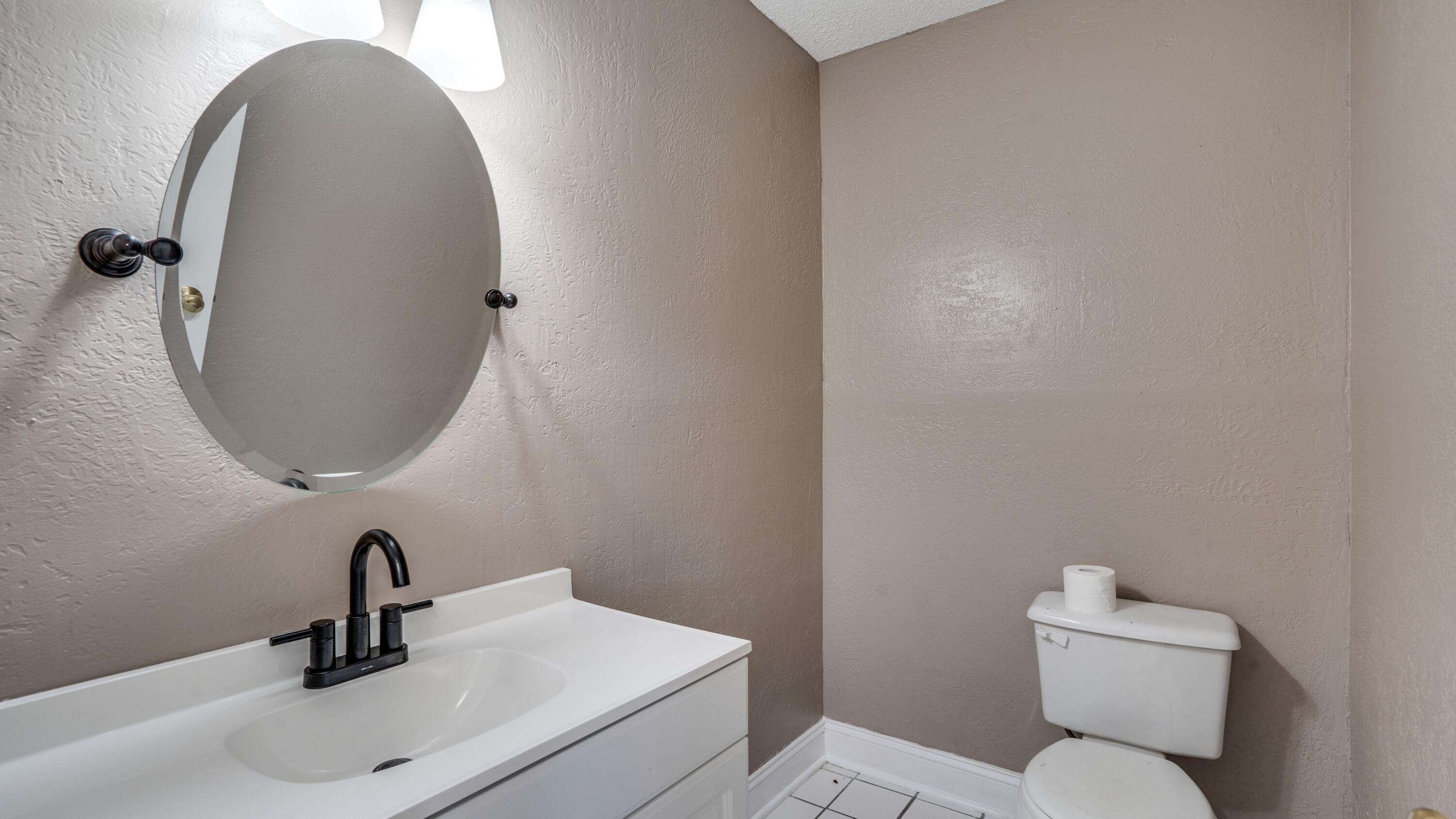 CANDLEWOOD VILLAGE LOT 12 BLK A - Residential