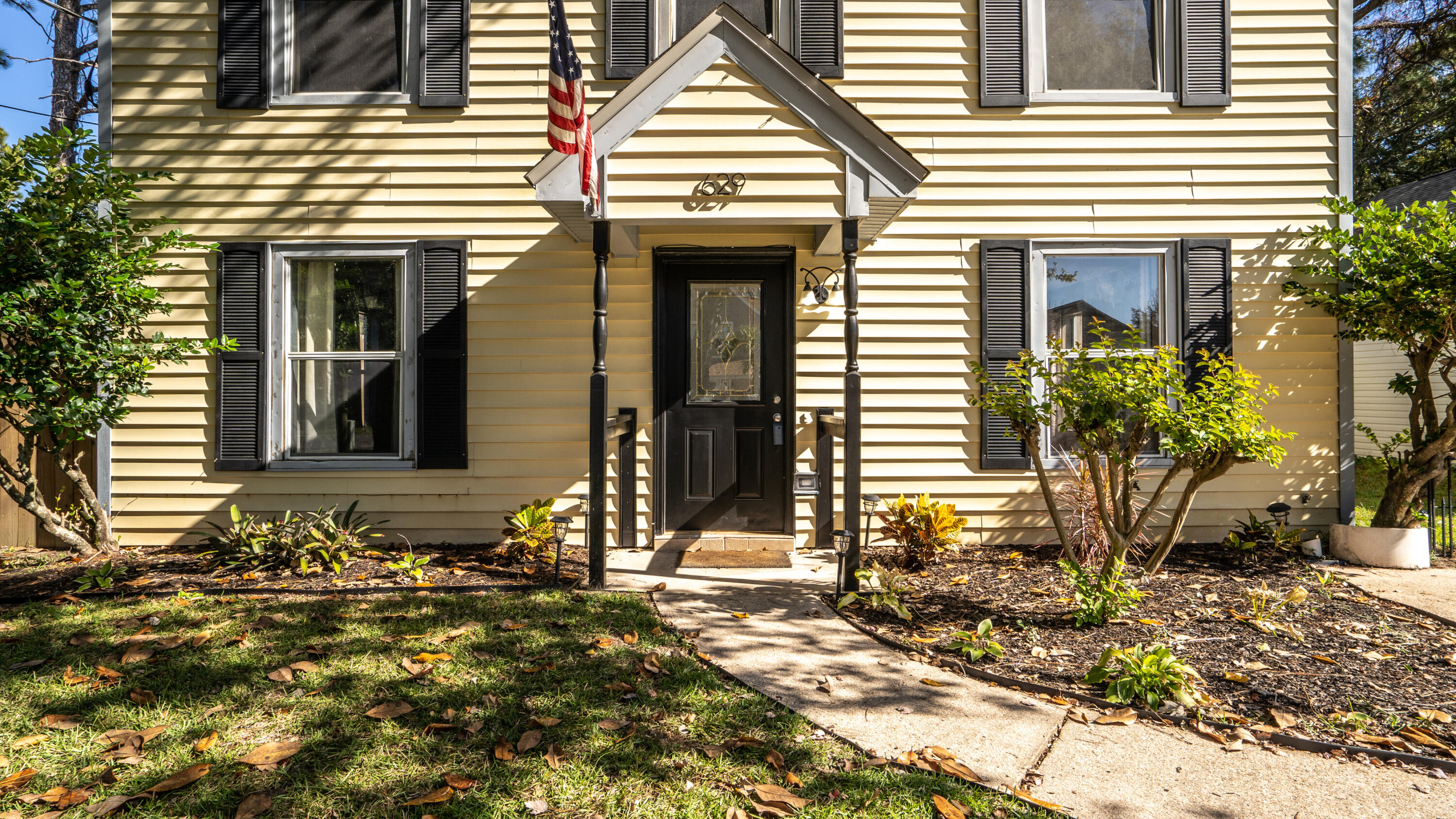 CANDLEWOOD VILLAGE LOT 12 BLK A - Residential