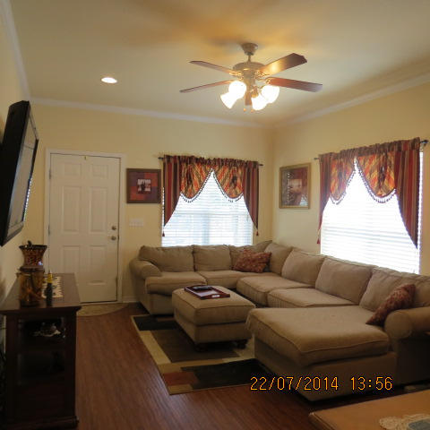 MERIDIAN SQUARE TOWNHOMES - Residential