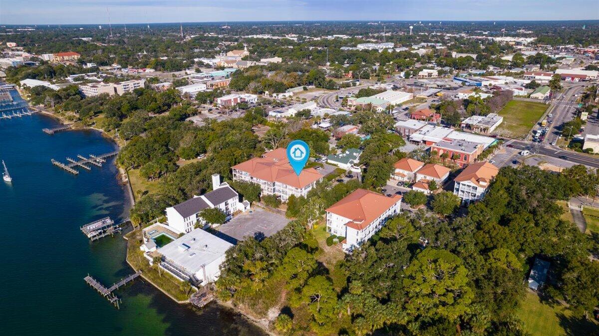 FRENCH QUARTERS - Residential