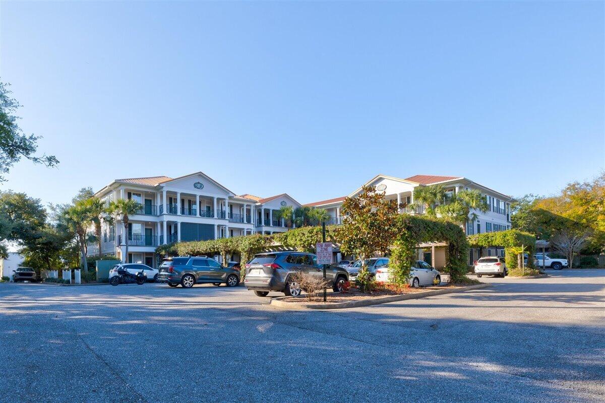 FRENCH QUARTERS - Residential