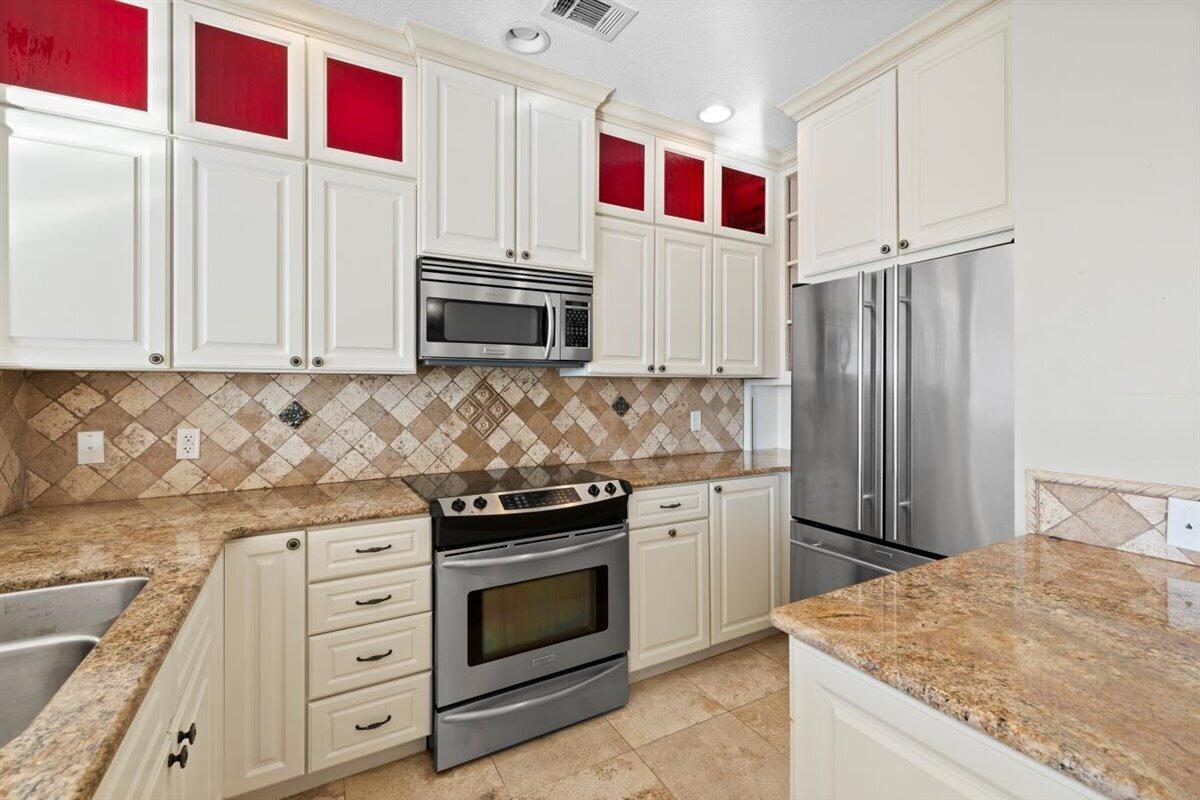 FRENCH QUARTERS - Residential