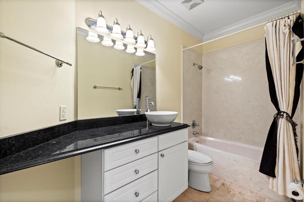 FRENCH QUARTERS - Residential