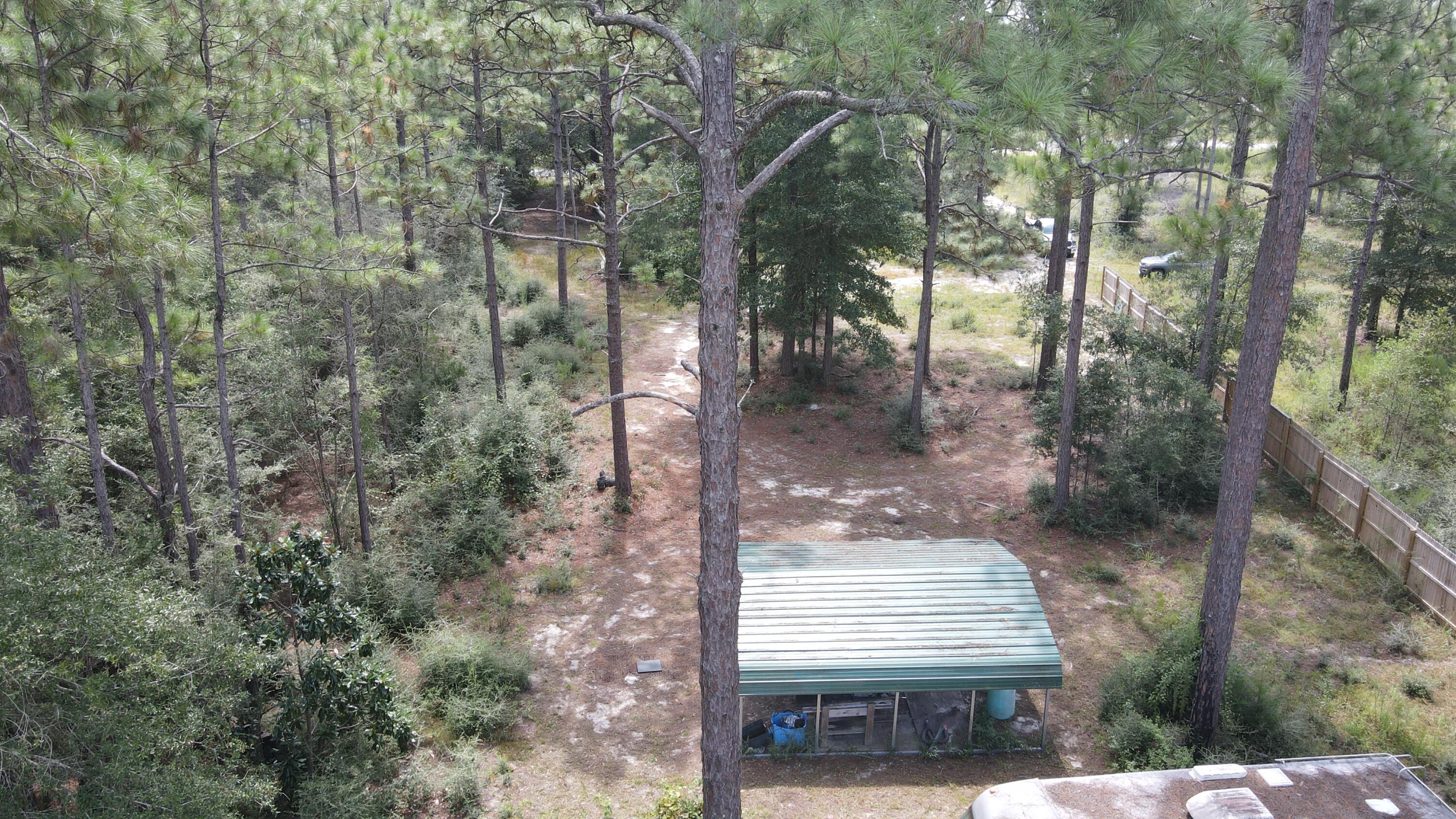 IMPERIAL LAKES - Land