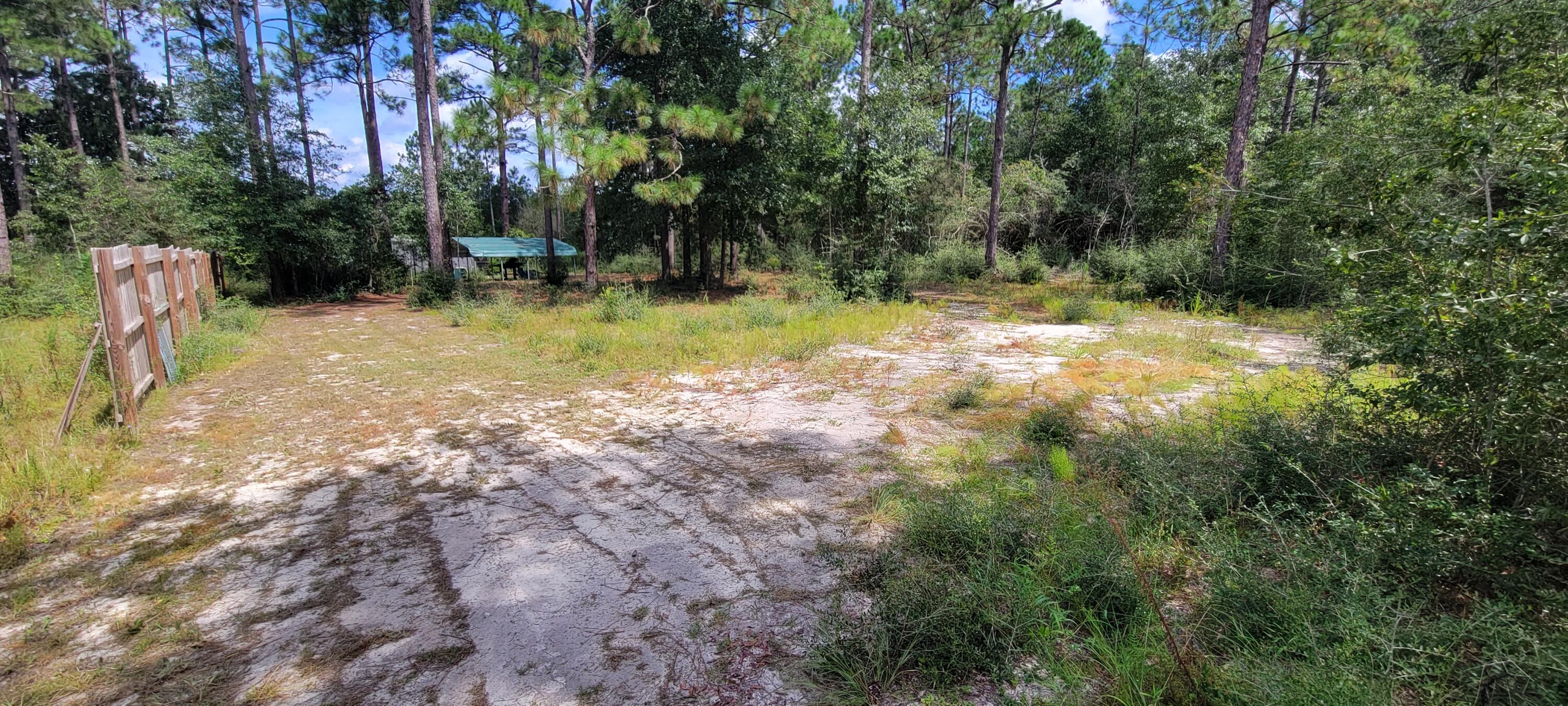 IMPERIAL LAKES - Land