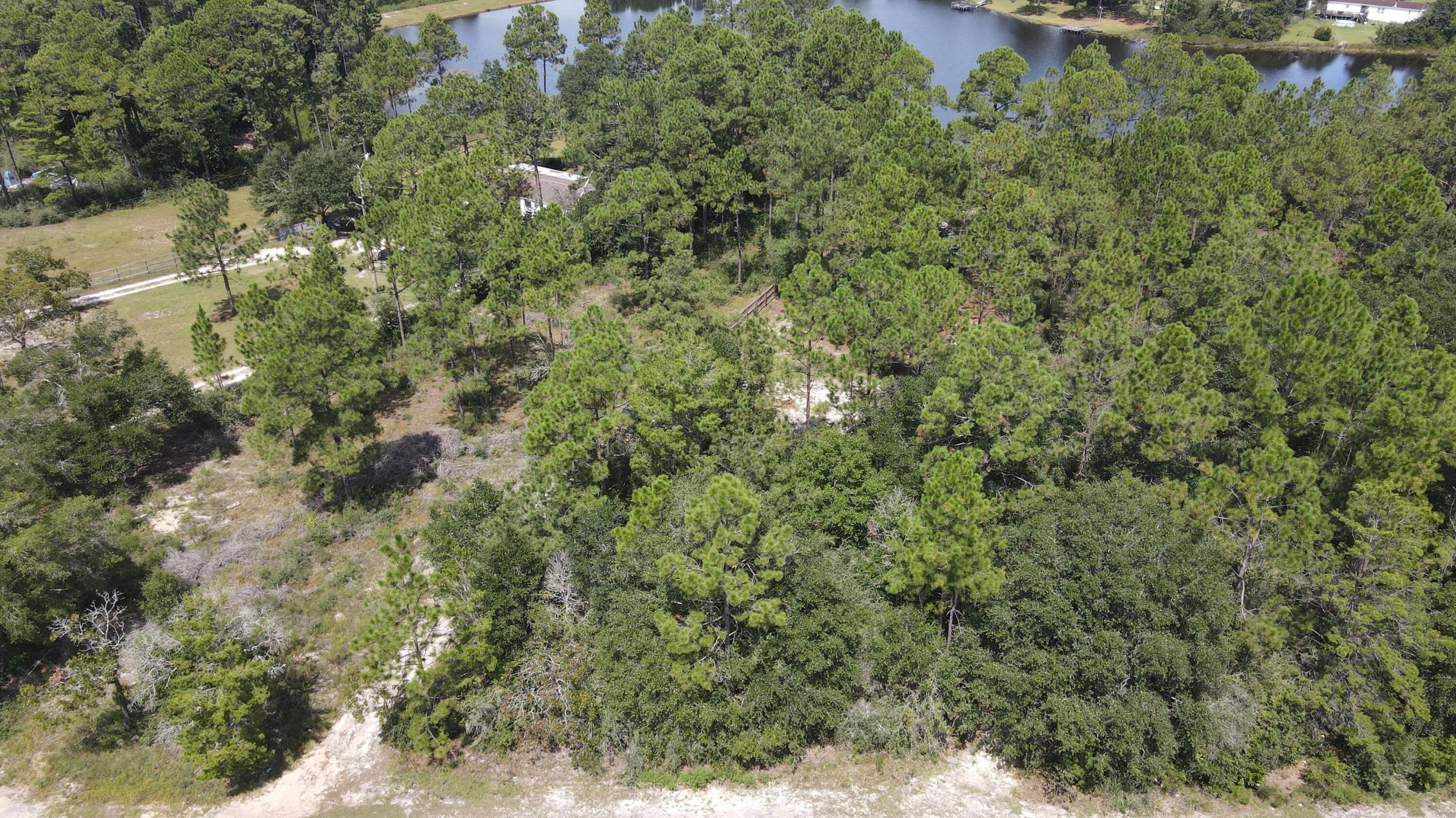 IMPERIAL LAKES - Land