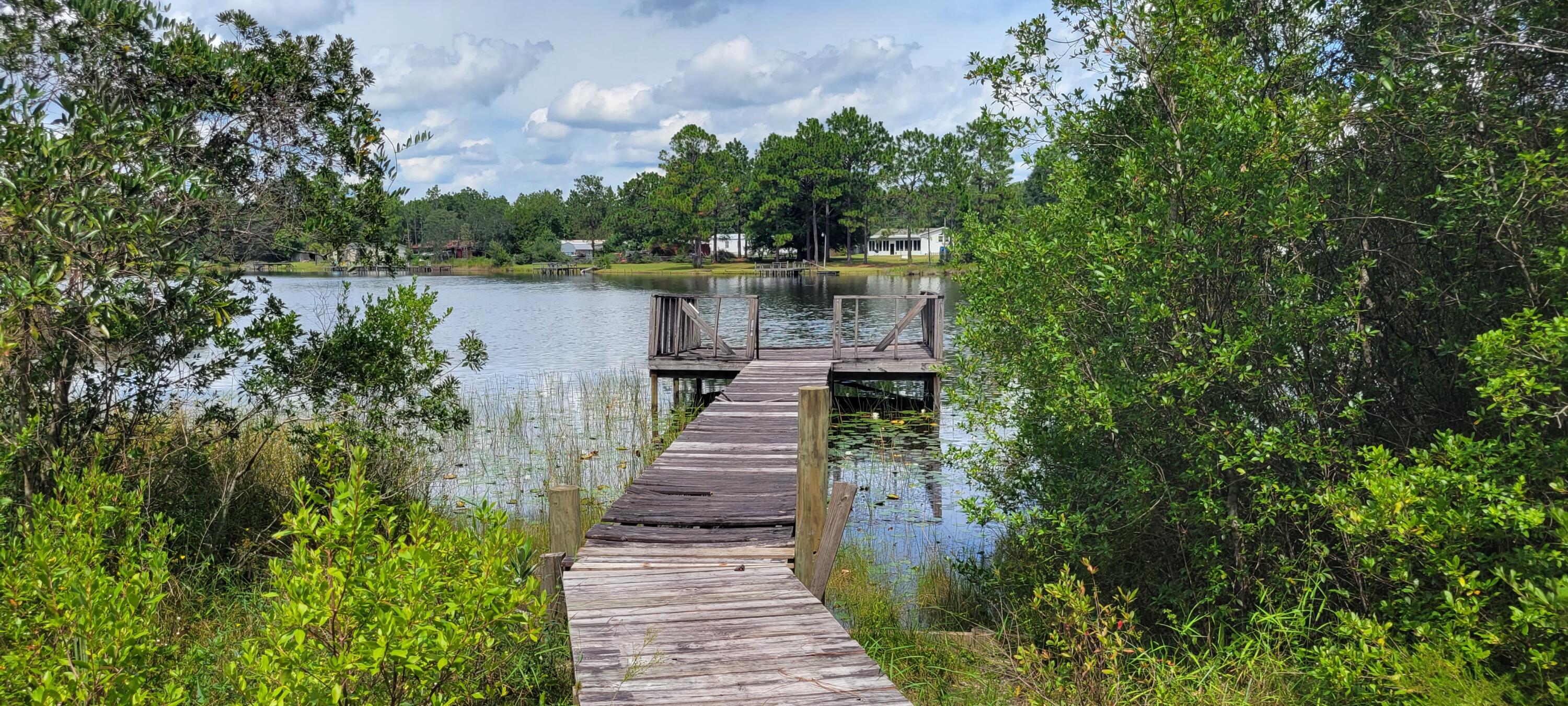 IMPERIAL LAKES - Land