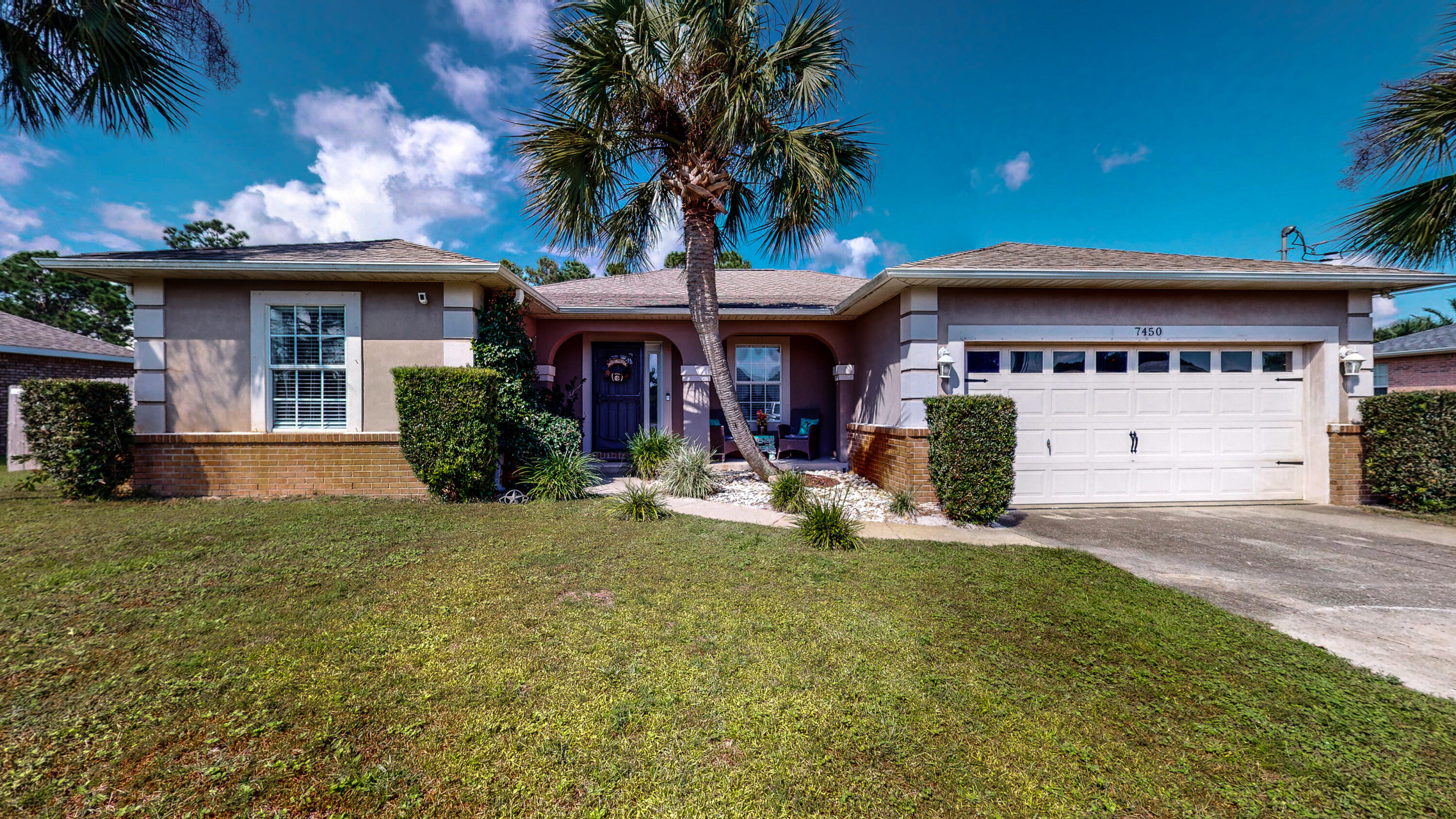 HOLLEY BY THE SEA - Residential