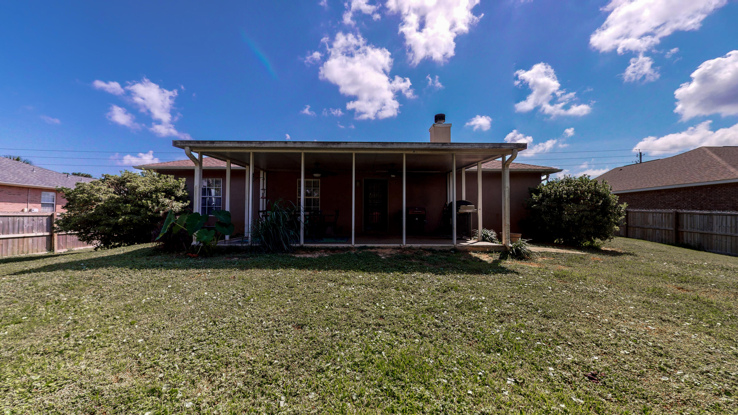 HOLLEY BY THE SEA - Residential