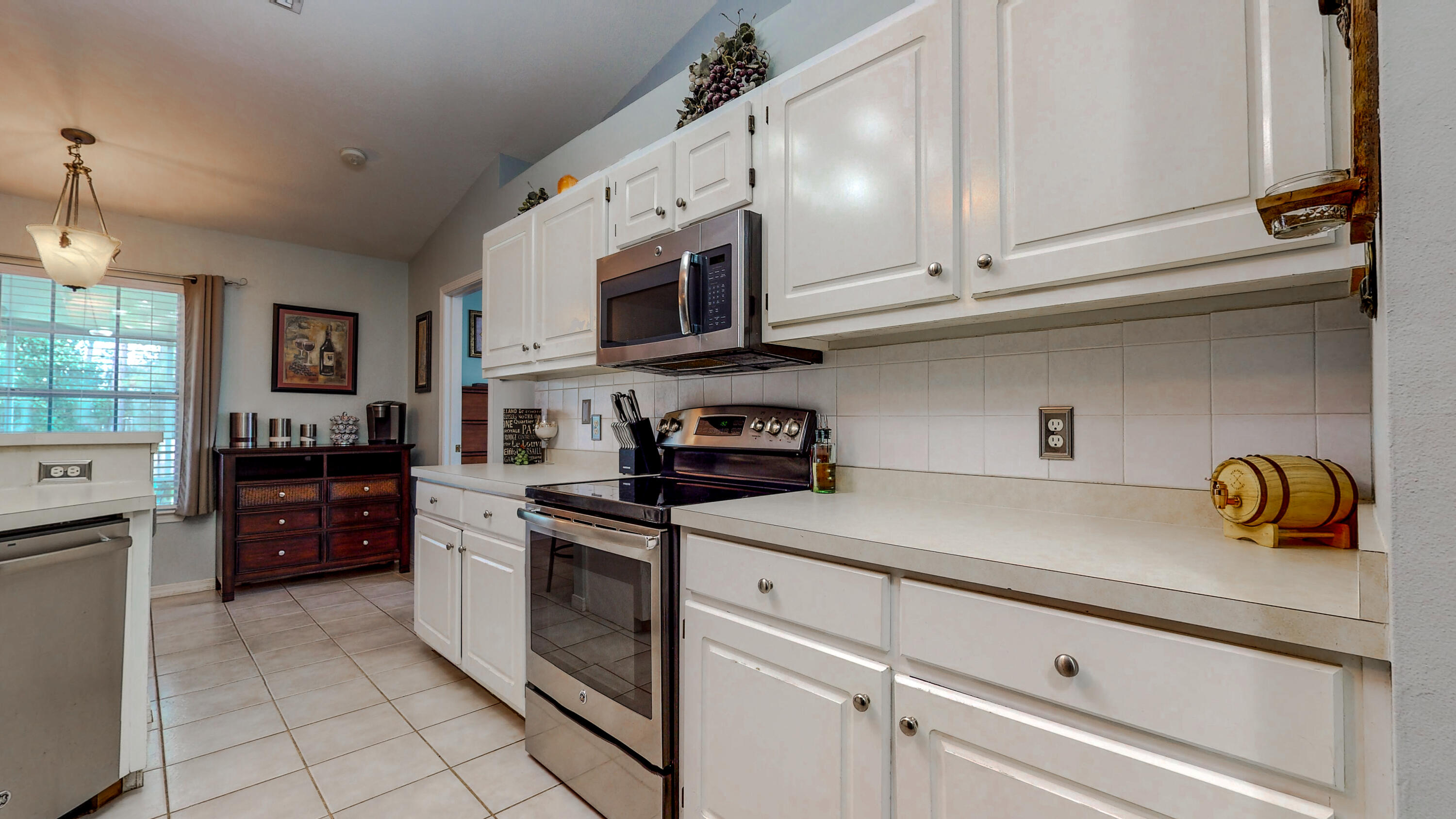 HOLLEY BY THE SEA - Residential