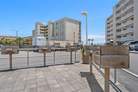 A home in Destin