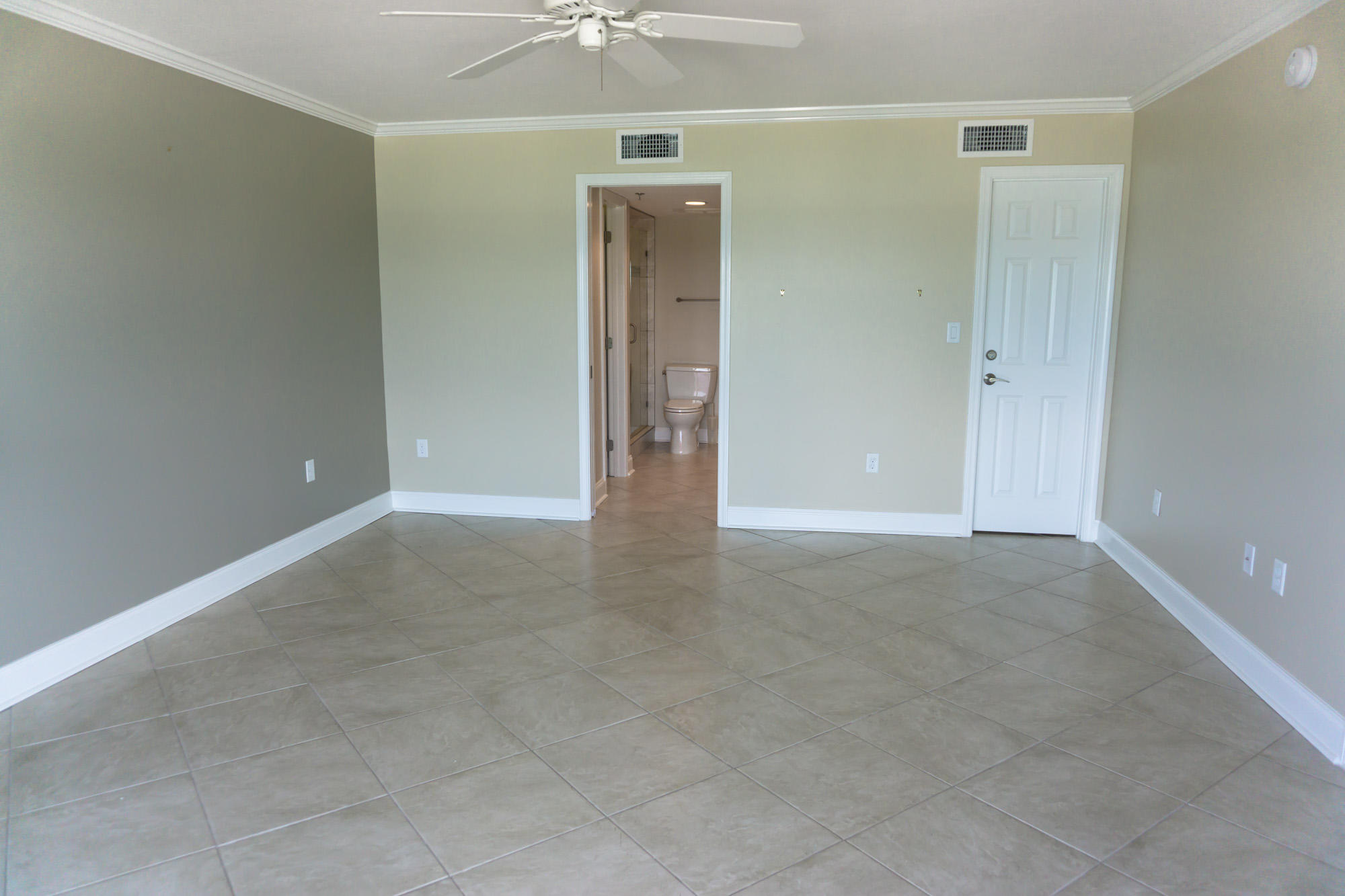 BREAKERS EAST CONDO - Residential